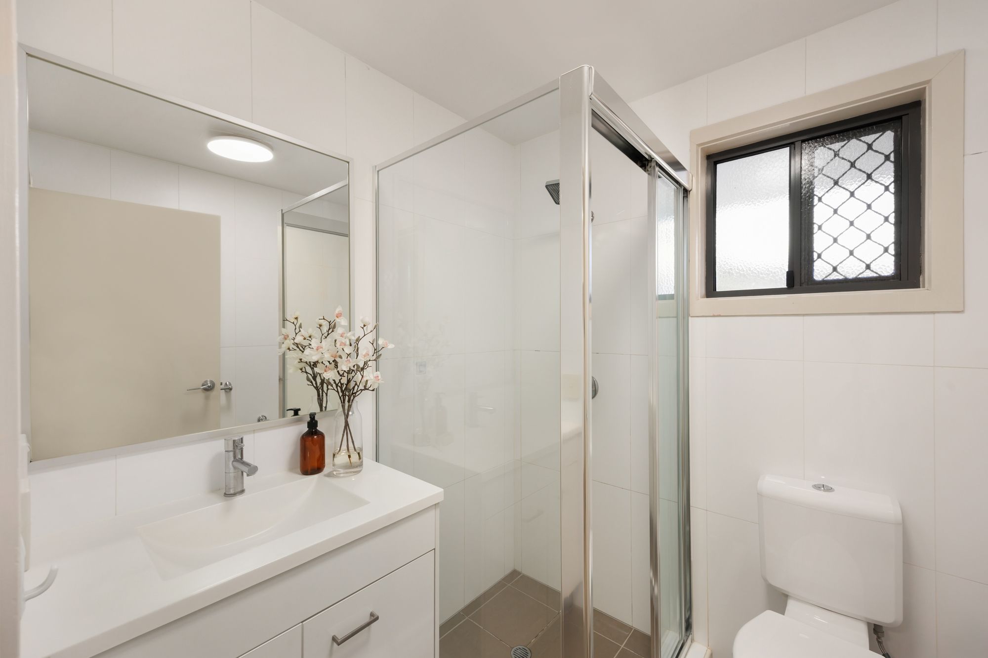 8/19 Baringa Street — photo 12 of 15