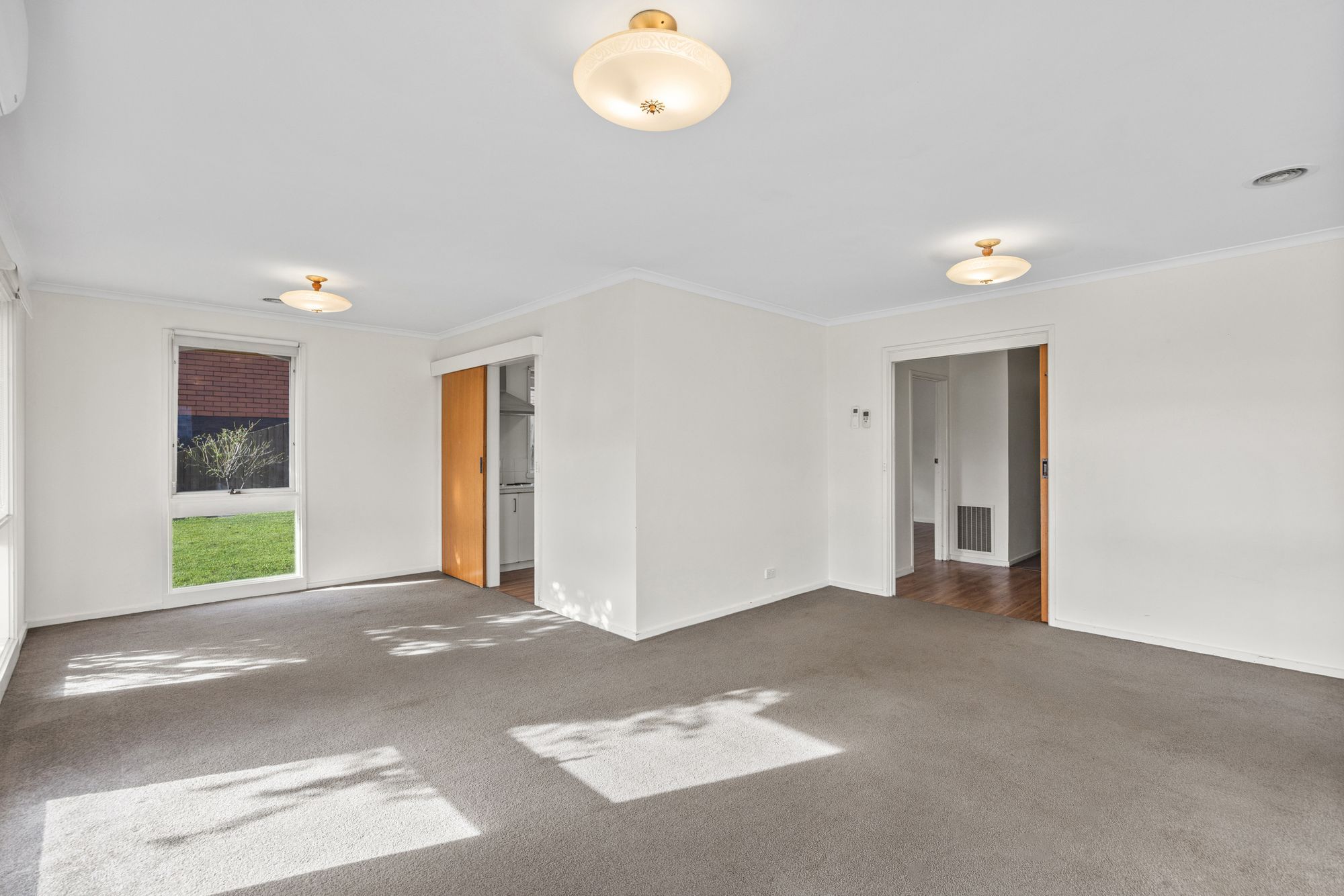 140 Albert Road — photo 4 of 17