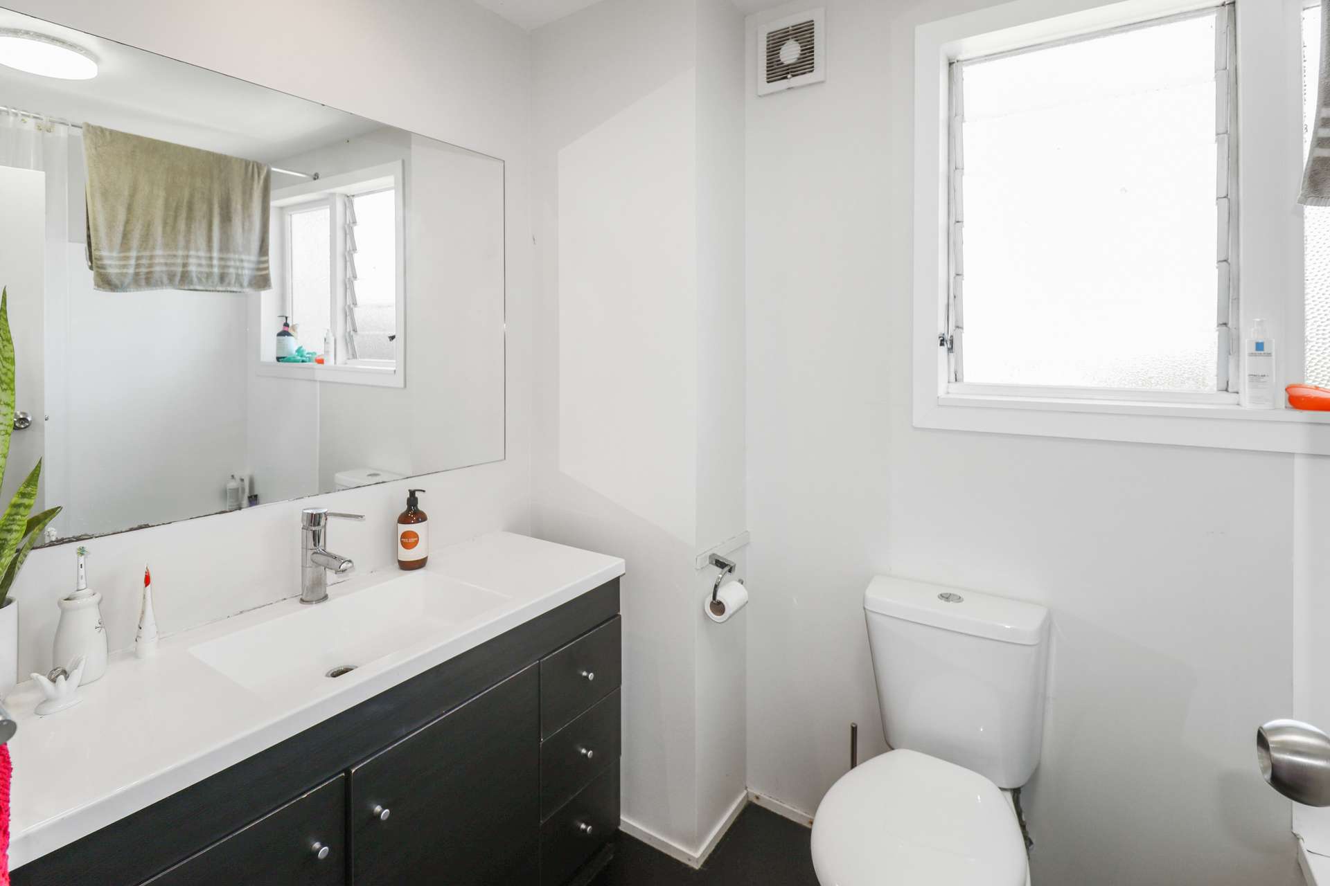 84A Owairaka Road photo 7