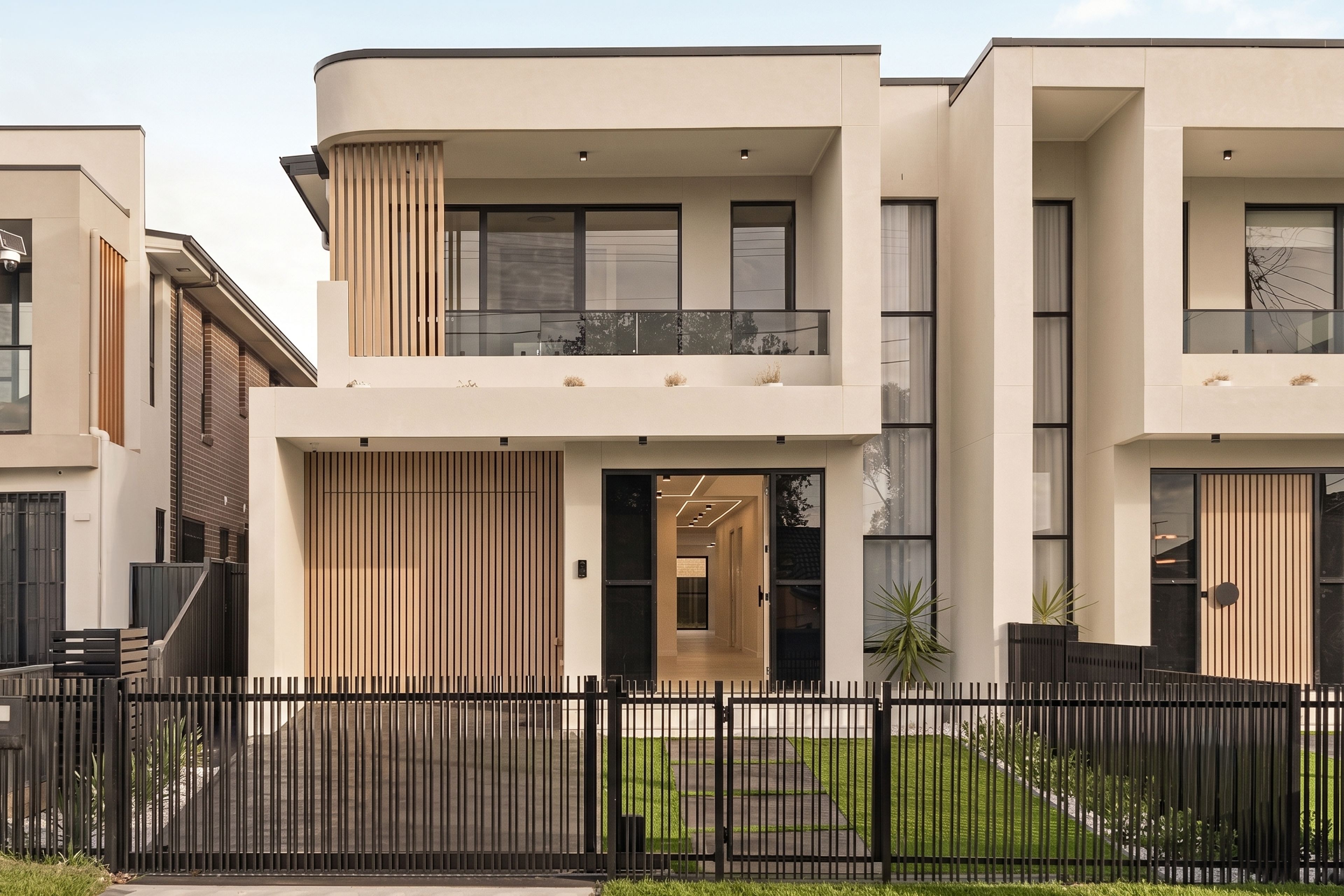 18 Nile Street — photo 3 of 18