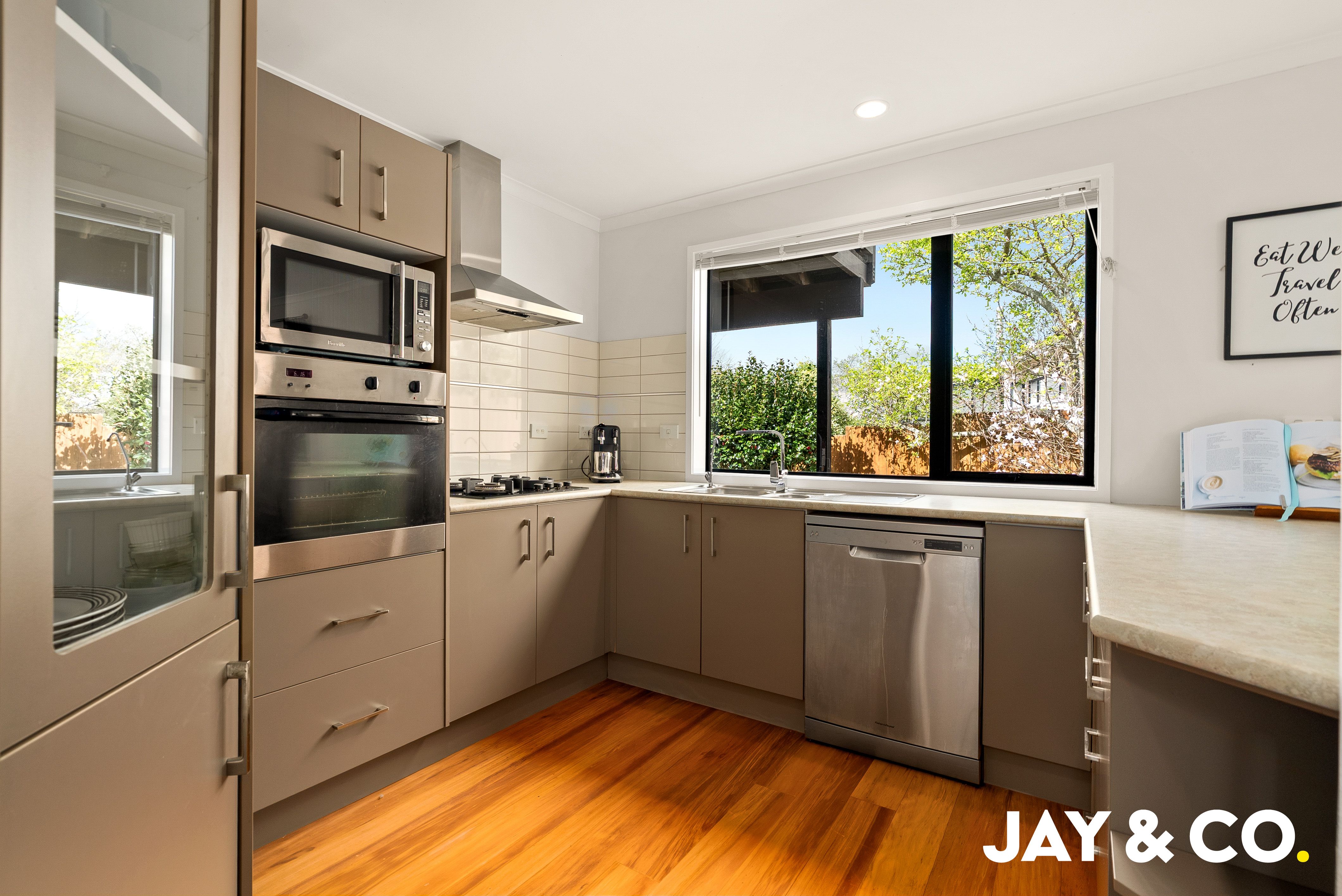 2 Parkhaven Drive, Rosehill, Papakura