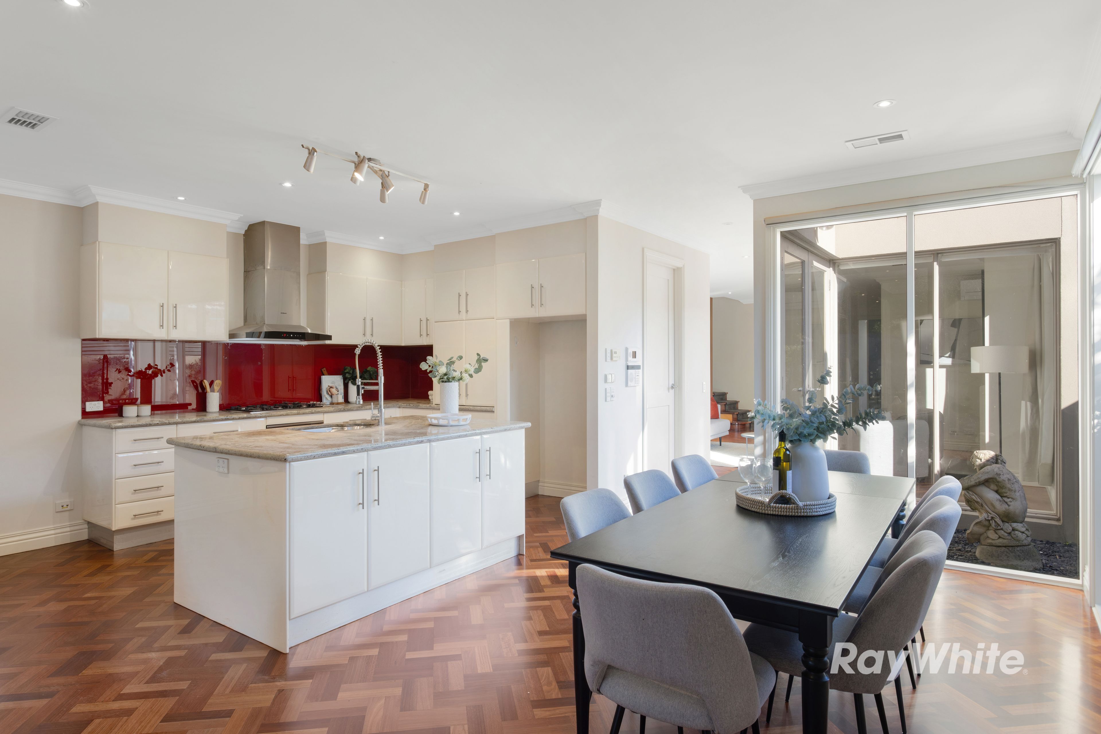 11 Ellindale Avenue — photo 7 of 13