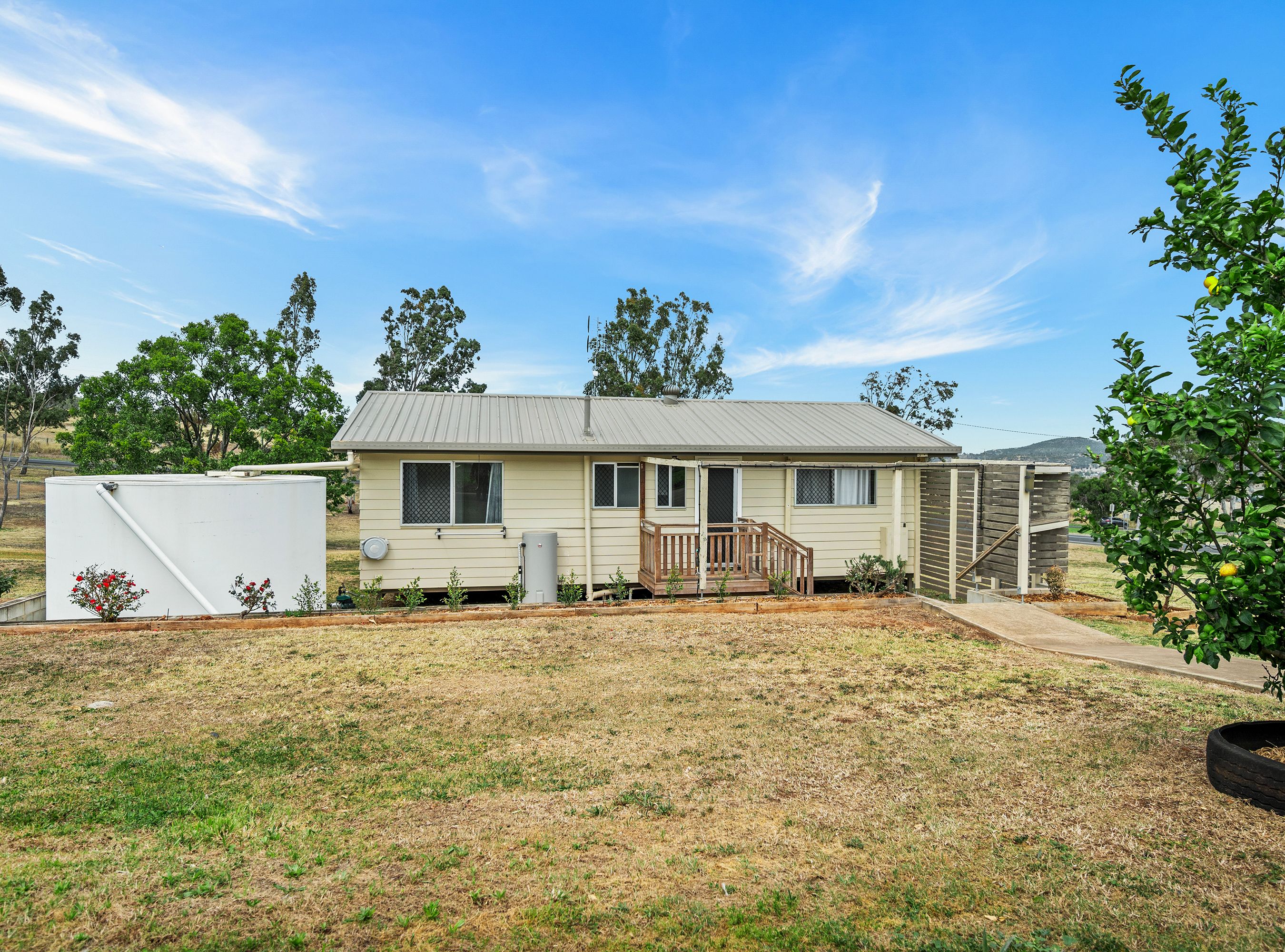 42 Goombungee Meringandan Road, Meringandan West, QLD 4352