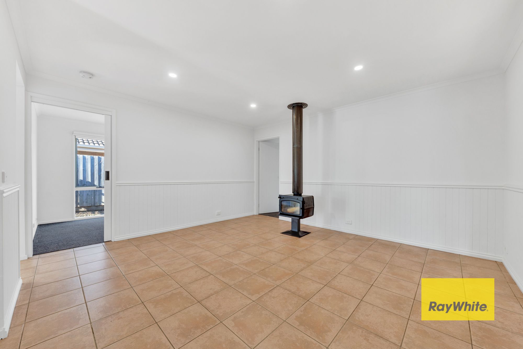 17 Petre Avenue, Altona Meadows, VIC 3028