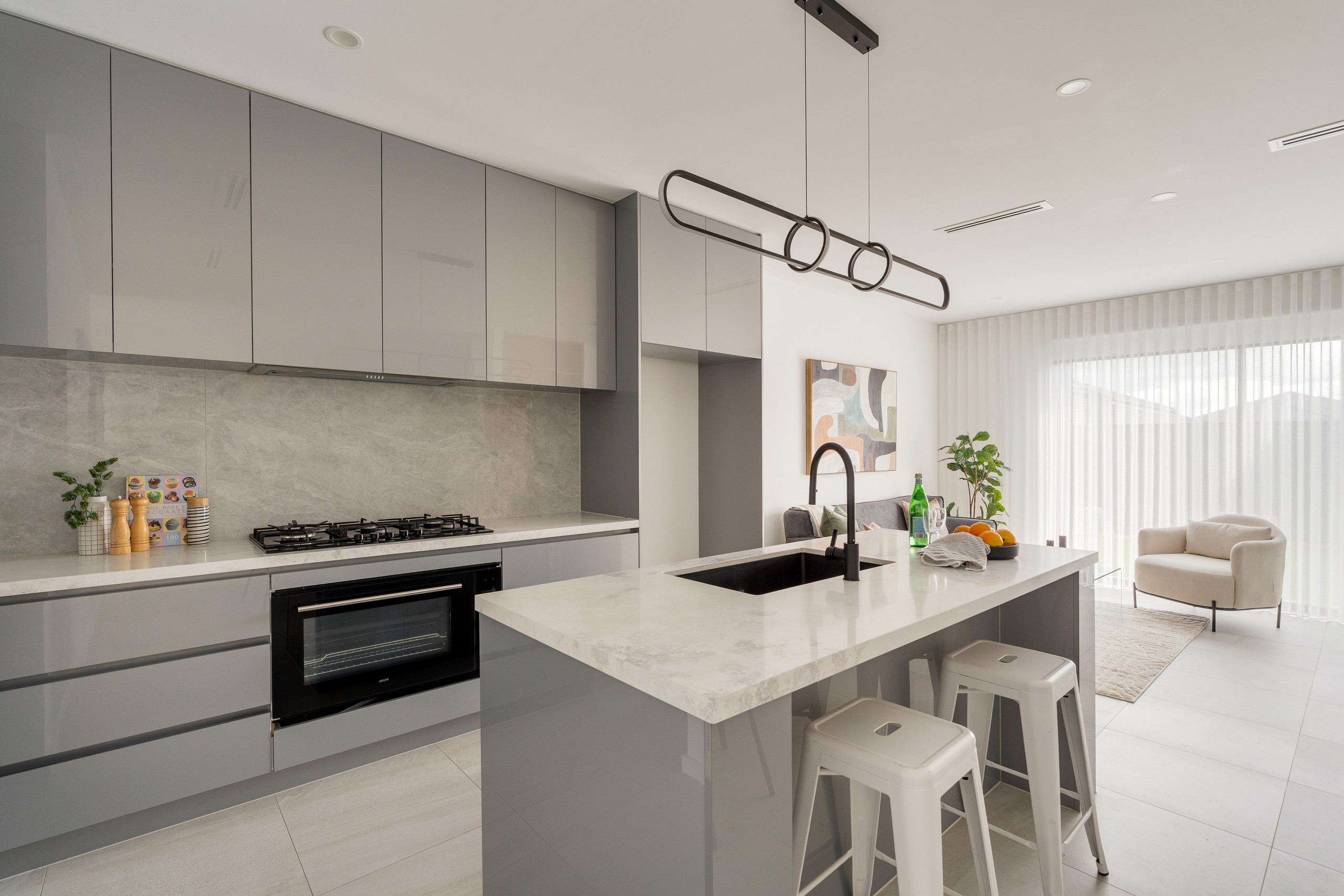 82 Darwinia Drive, Mickleham, VIC 3064