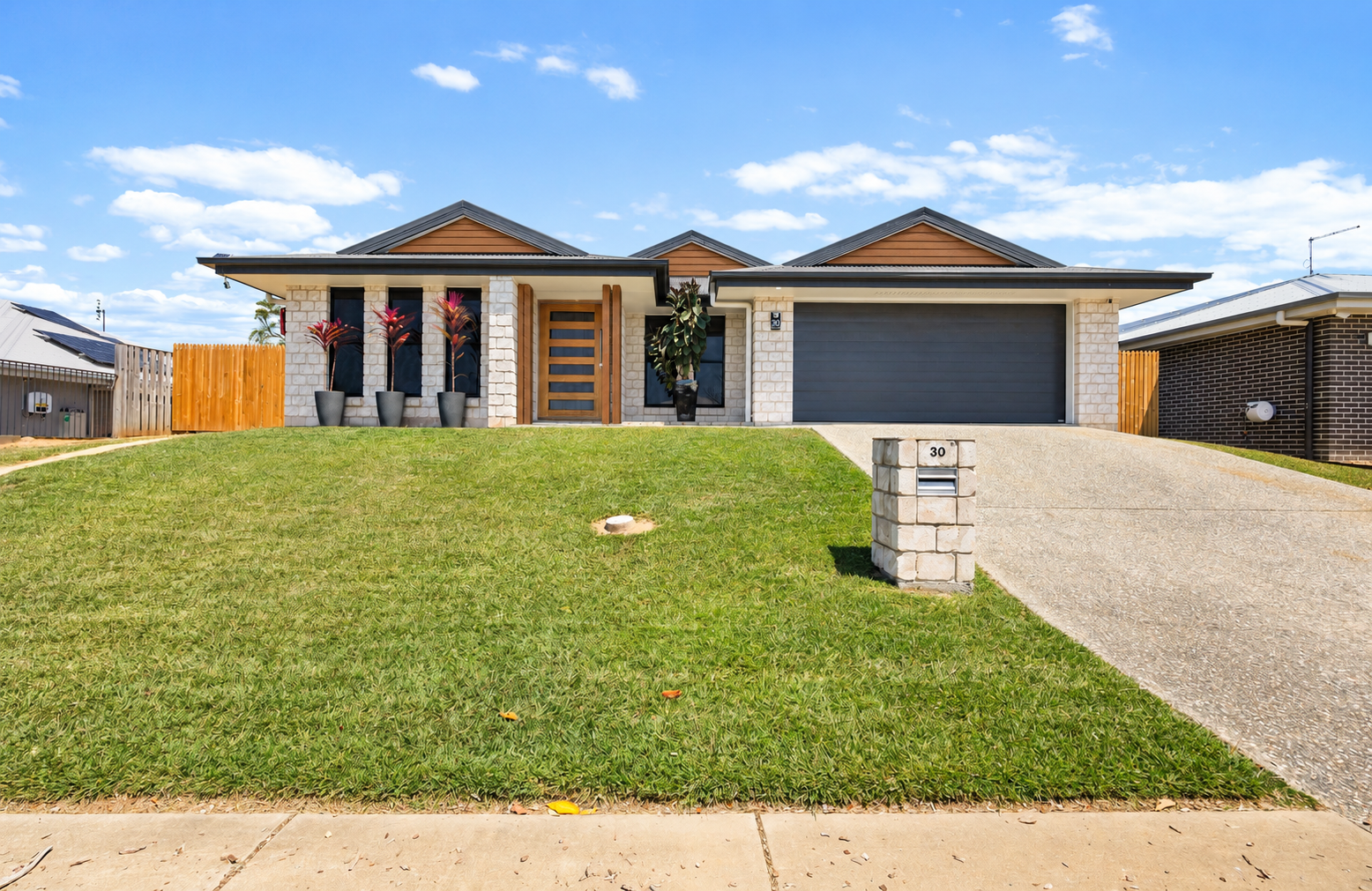30 Koolivoo Parade, Boyne Island, QLD 4680