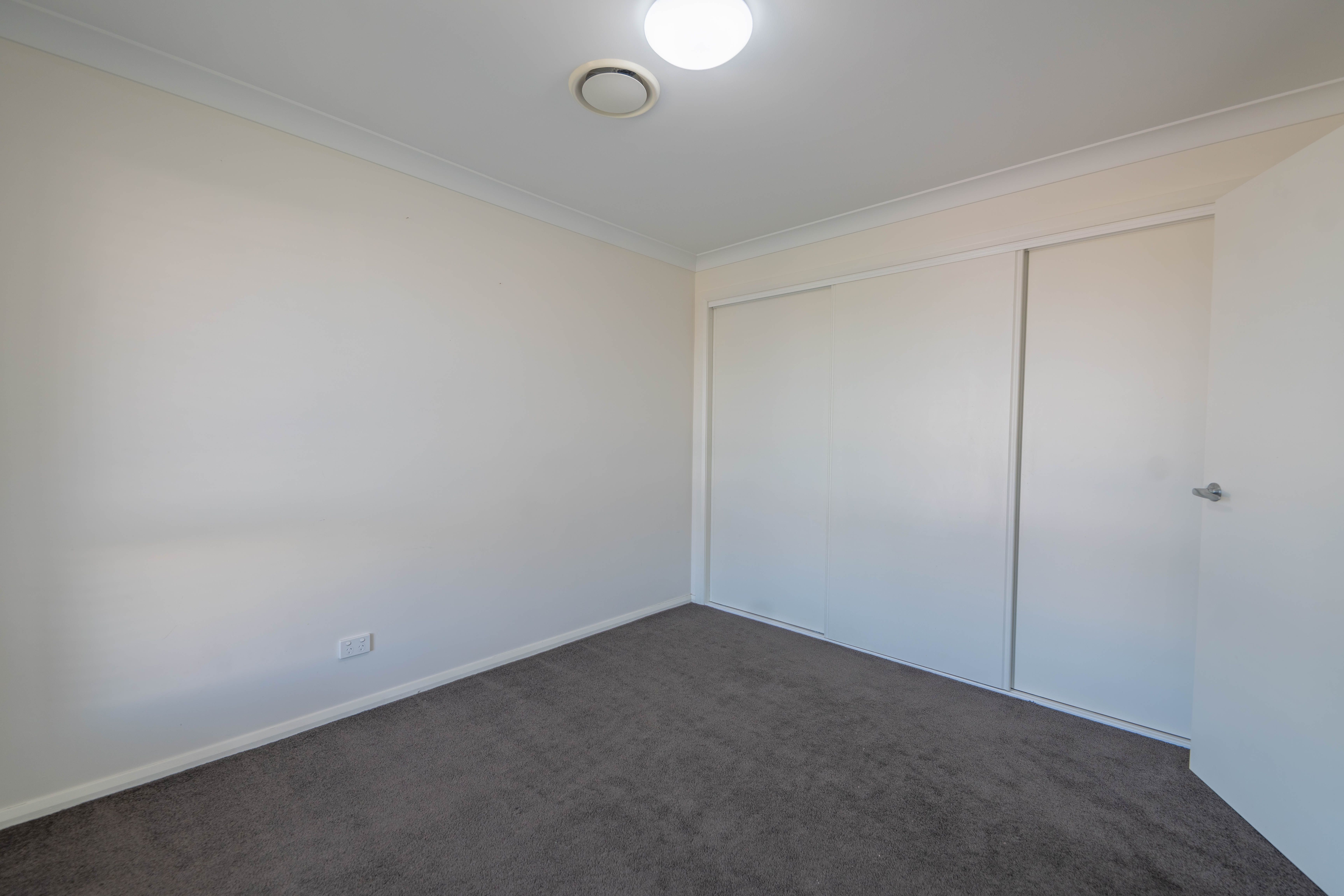 8 Yasmine Court — photo 10 of 20