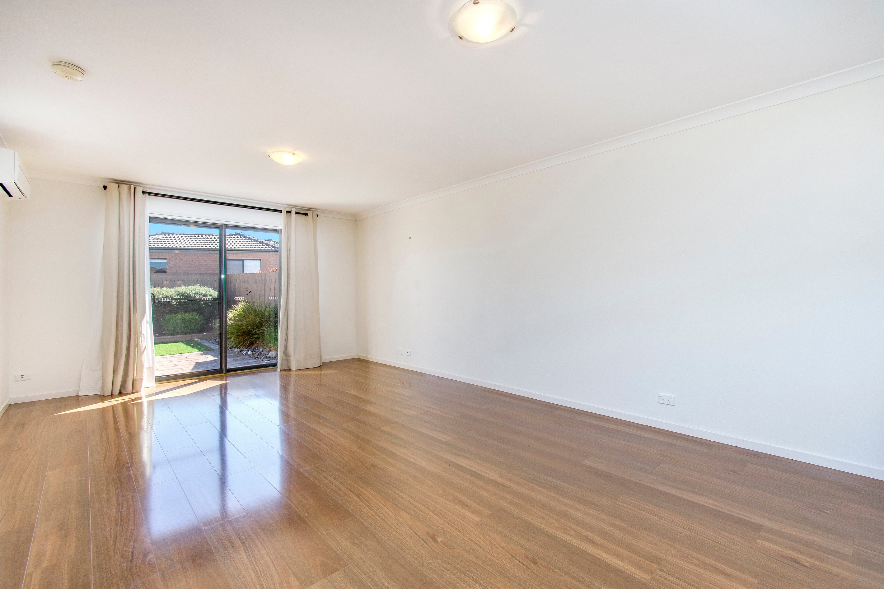 9 Rowland Street, Macgregor, ACT 2615