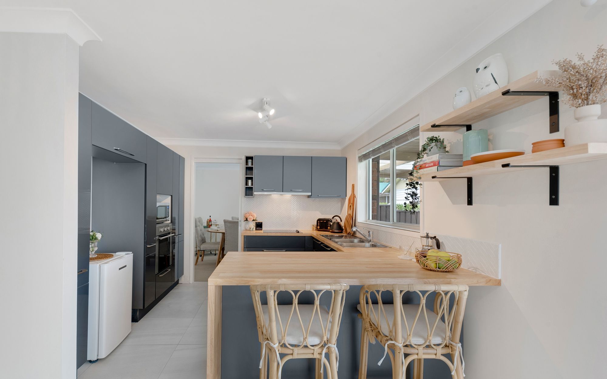 123 Fawcett Street, Glenfield, NSW 2167