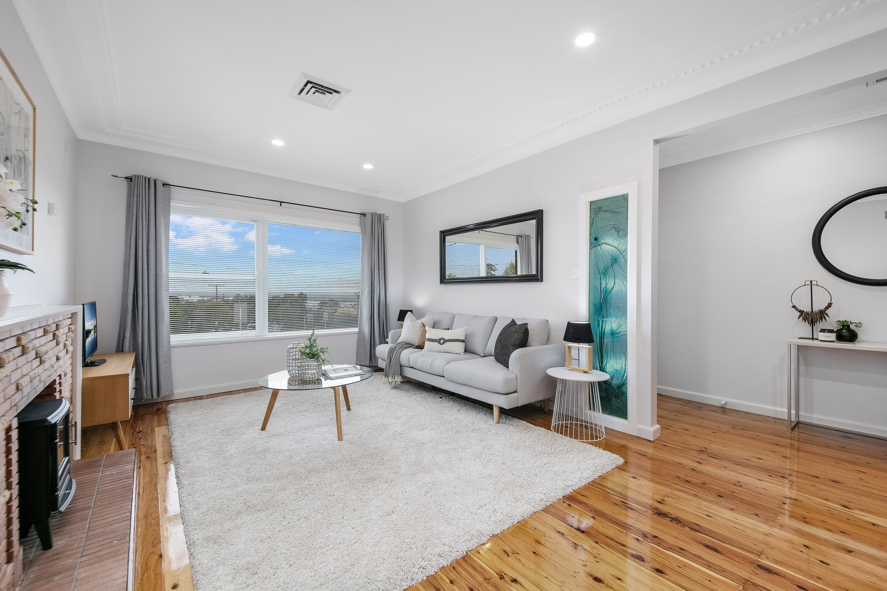 10 Bellevue Avenue, Georges Hall, NSW 2198