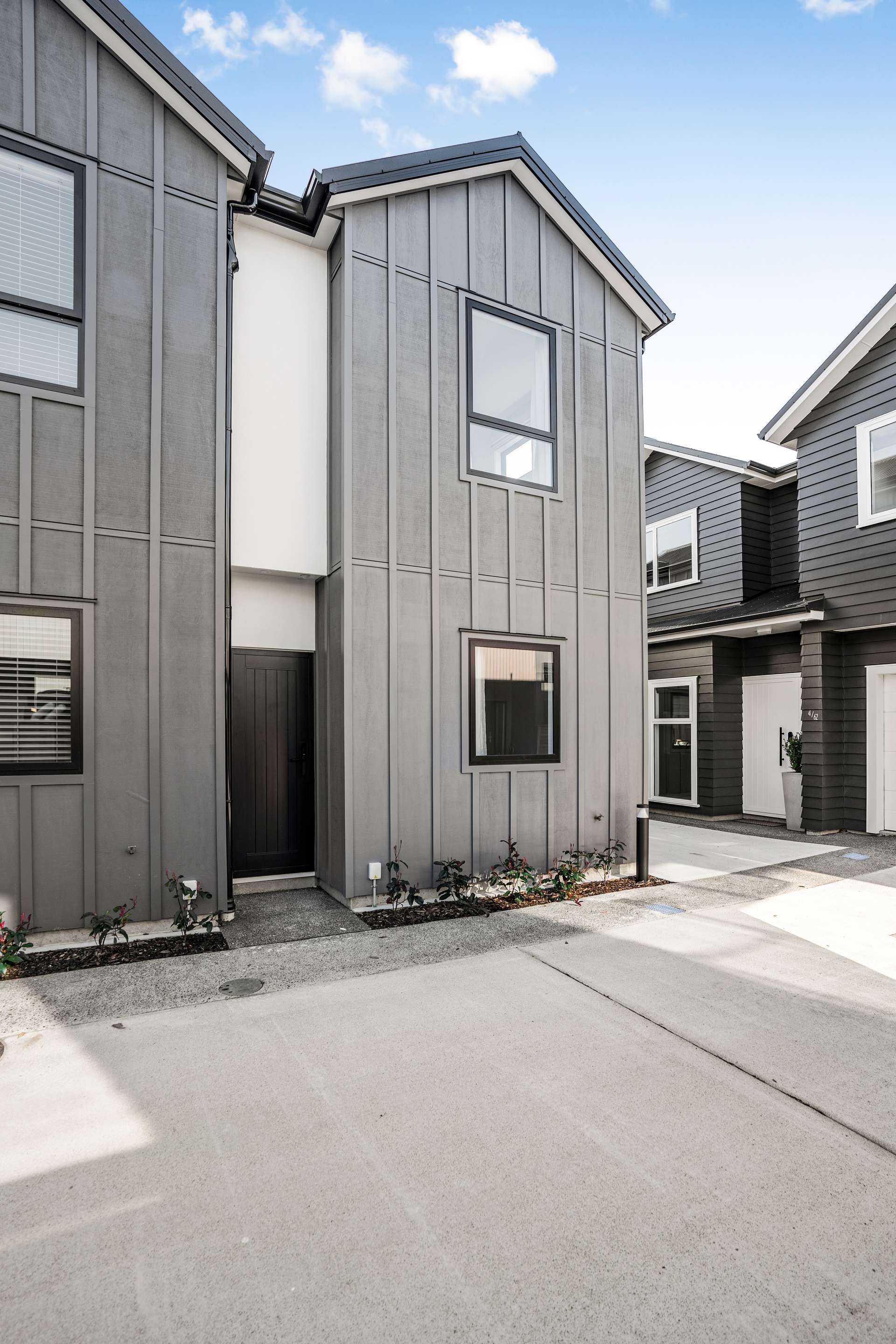 3/62 Queens Grove photo 24