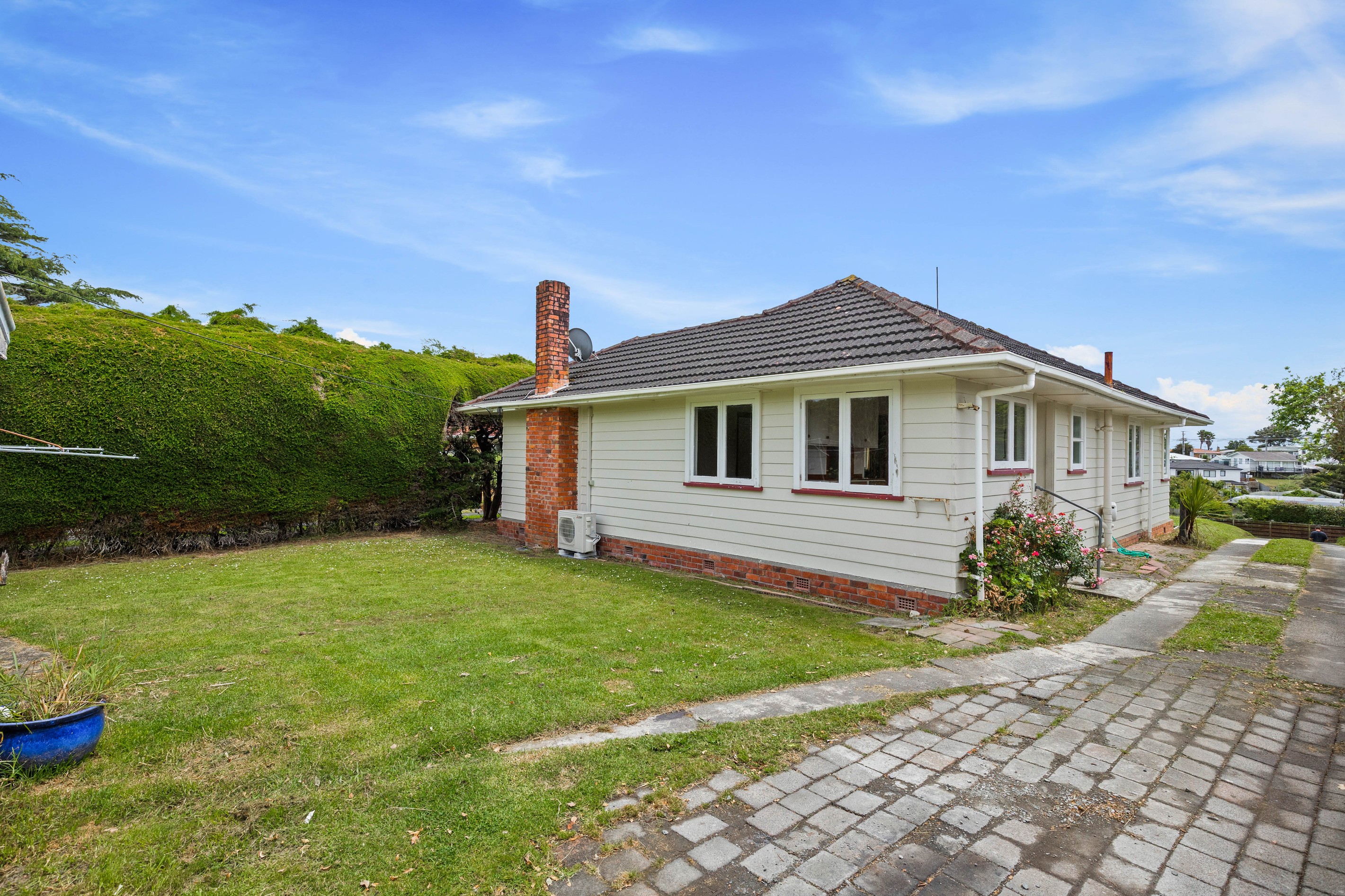 30 Amberley Avenue, Te Atatu South, Waitakere City