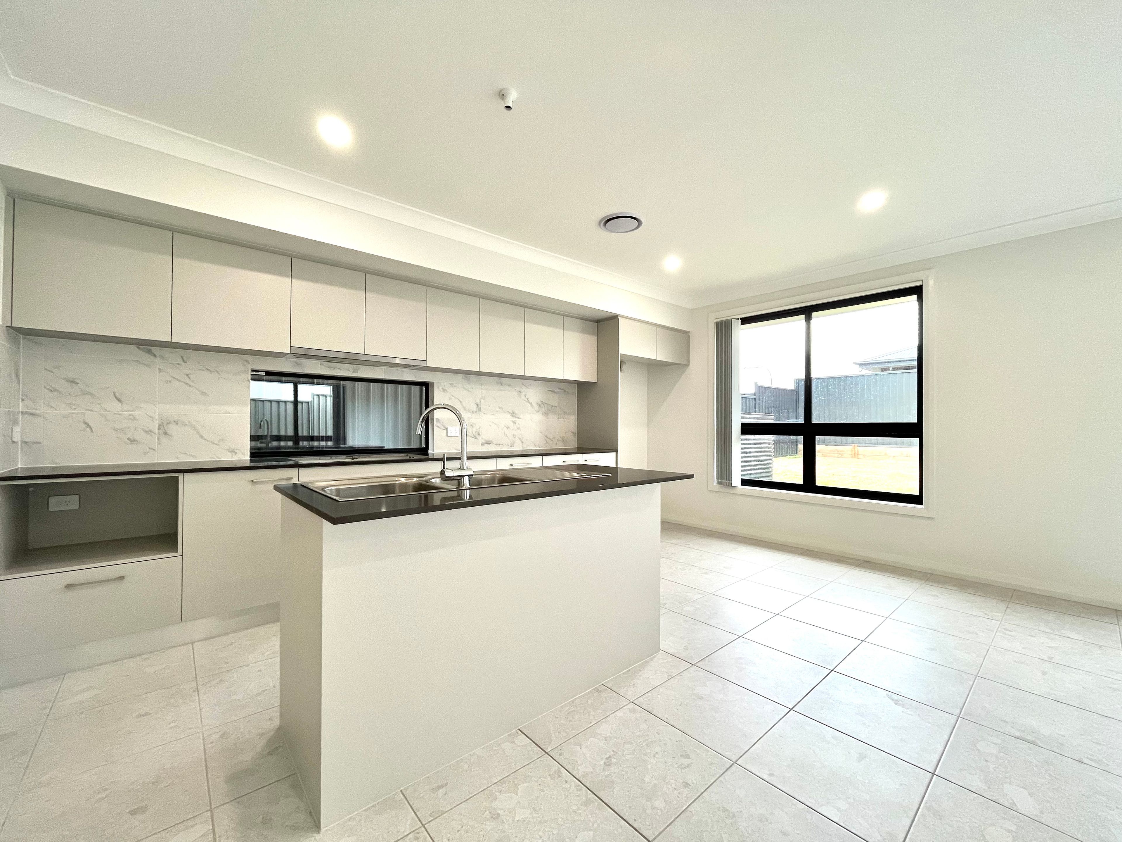 292 Thirteenth Avenue, Austral, NSW 2179