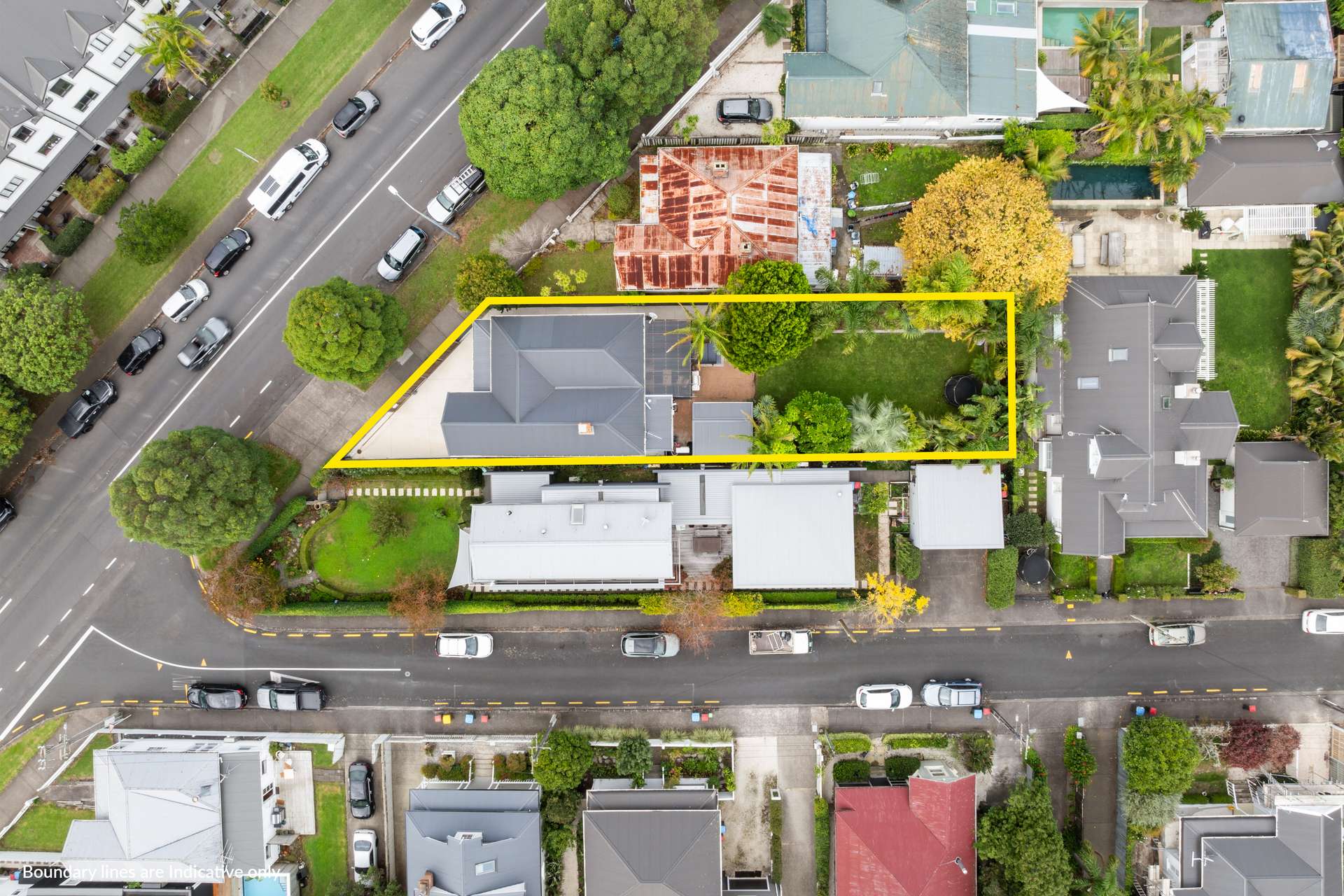 347 Richmond Road photo 17