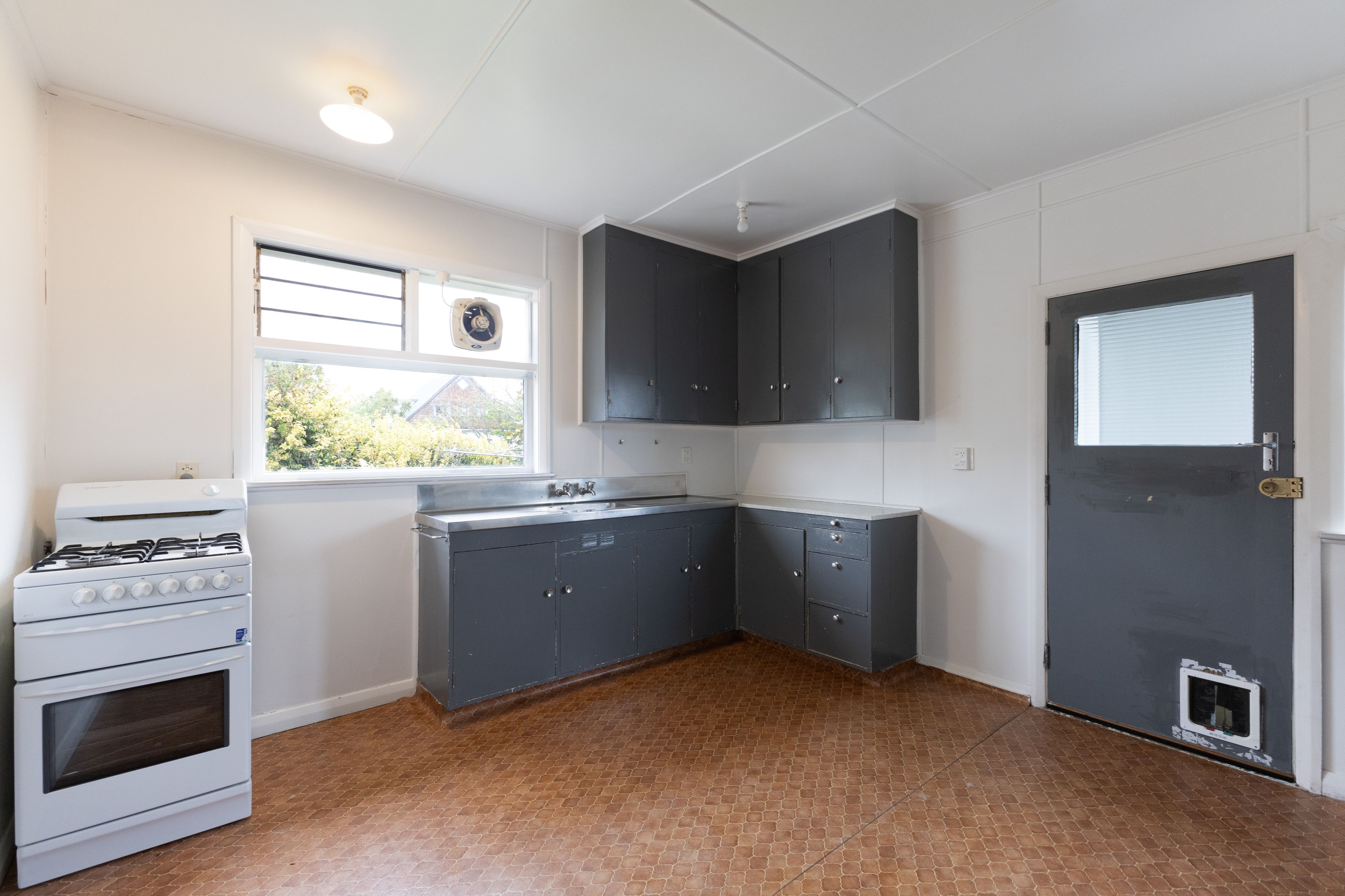 2 Bedroom Unit 2