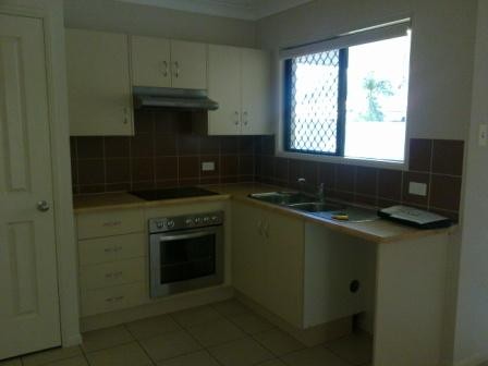 17 Lawrence Street, Kelso, QLD 4815