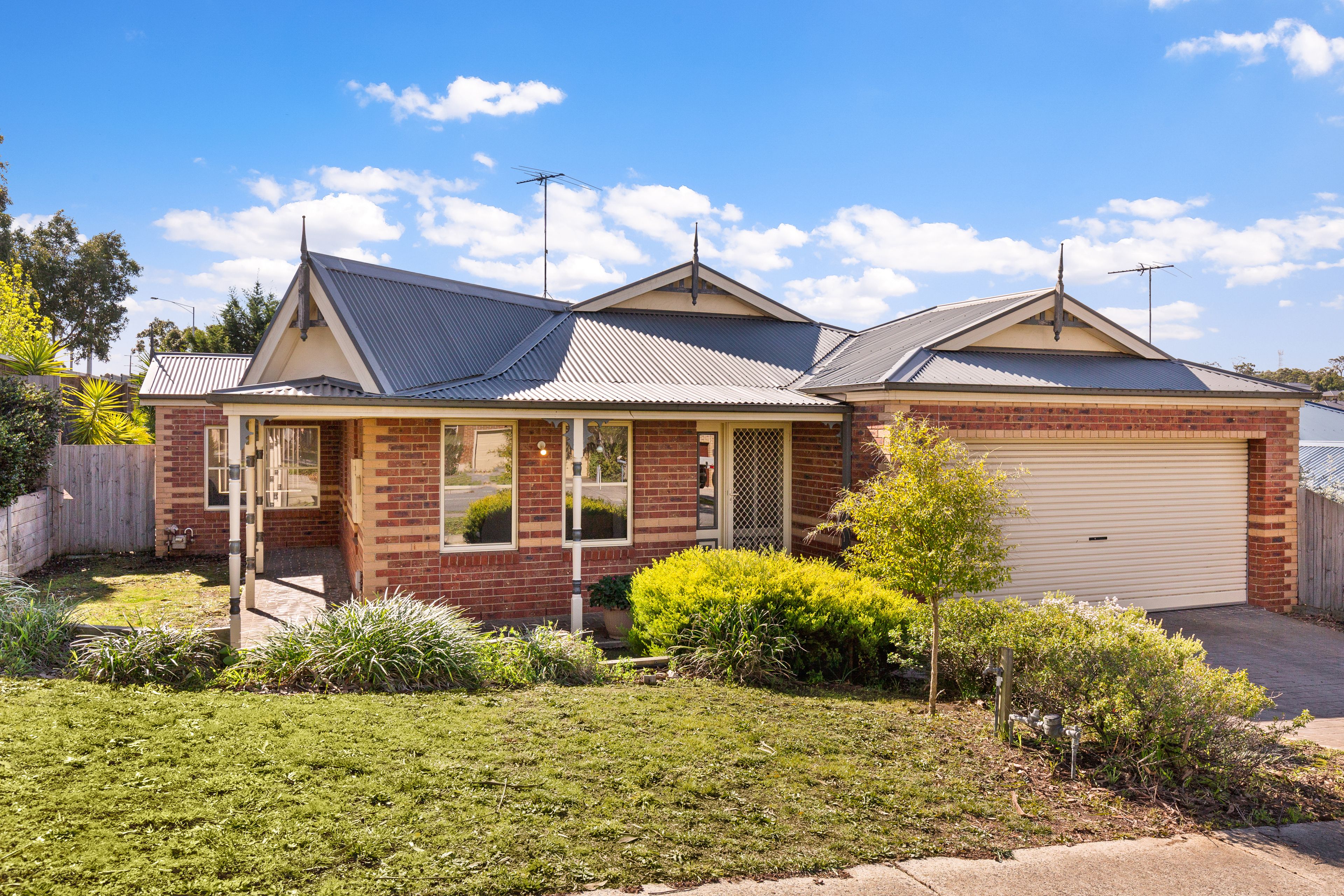 52 Ben Drive, Pakenham, VIC 3810