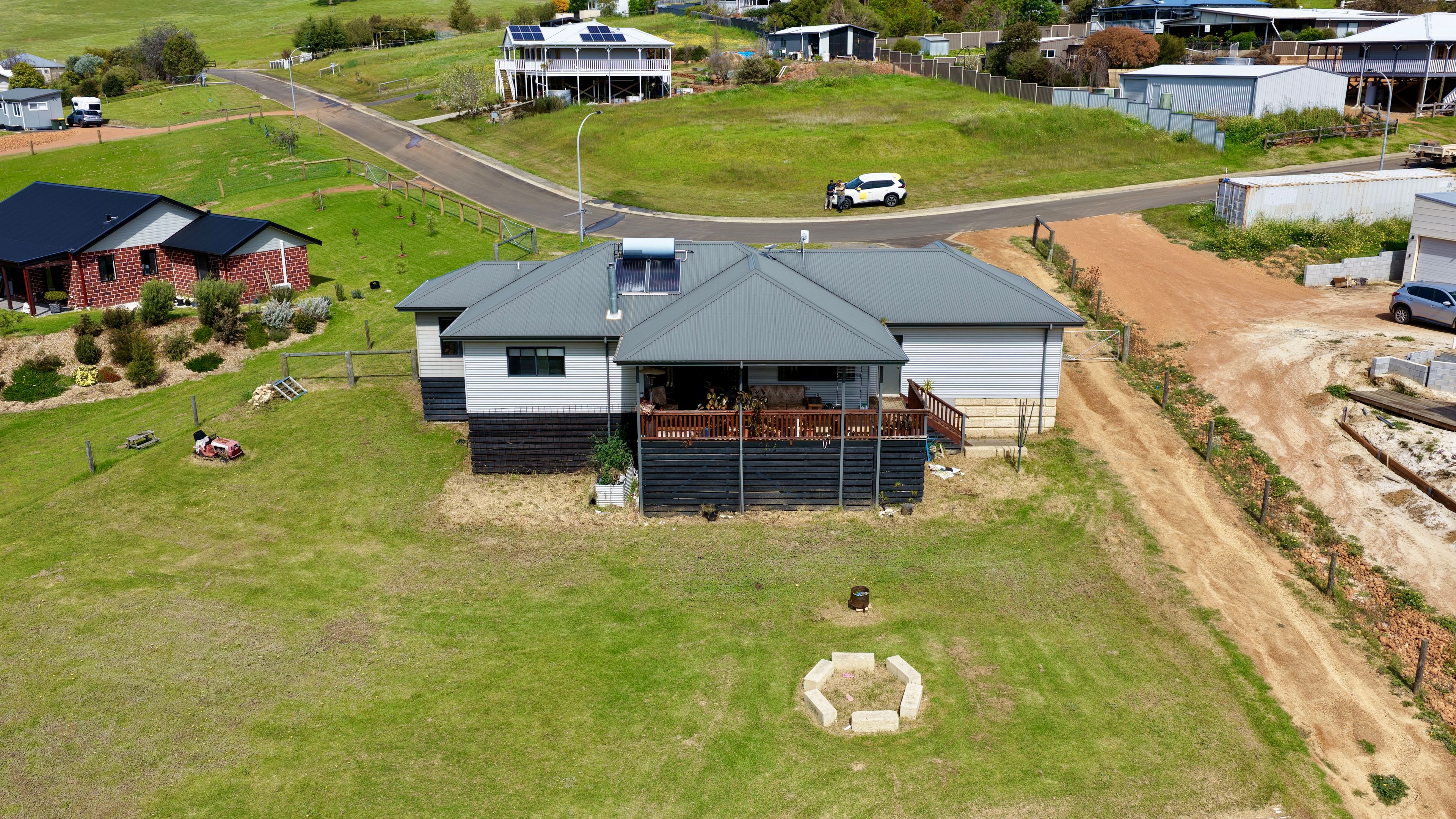 3 Diggers Green — photo 4 of 26