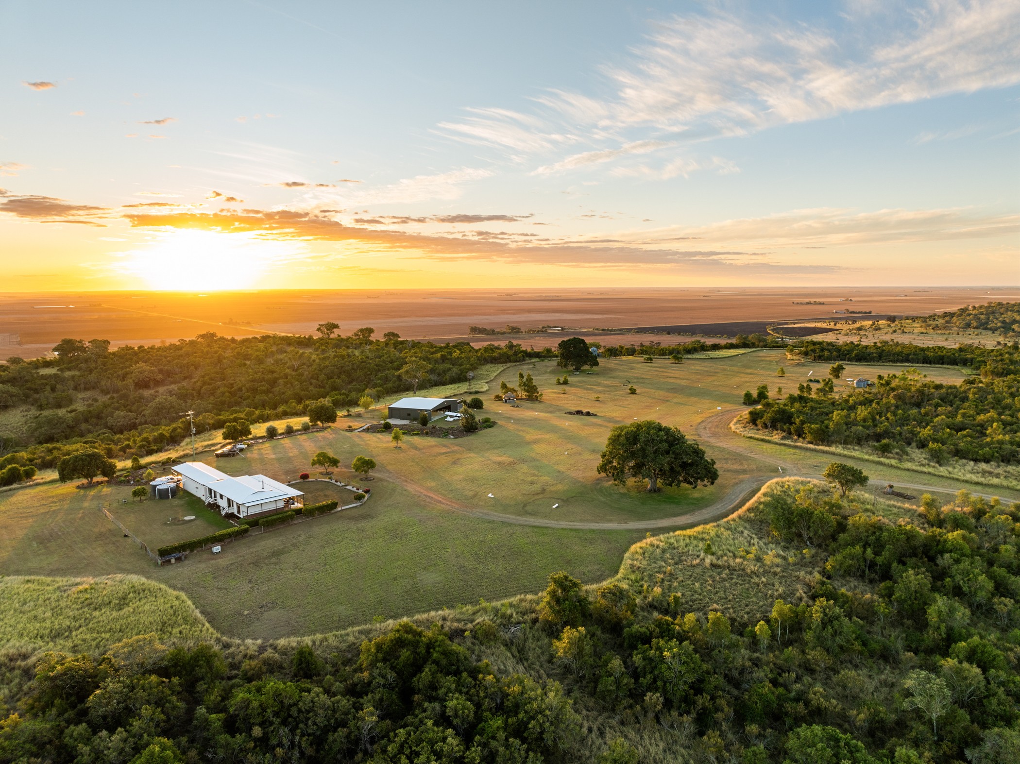 'Figtree Country Retreat' - 70 Petersen Road, Irongate, QLD 4356