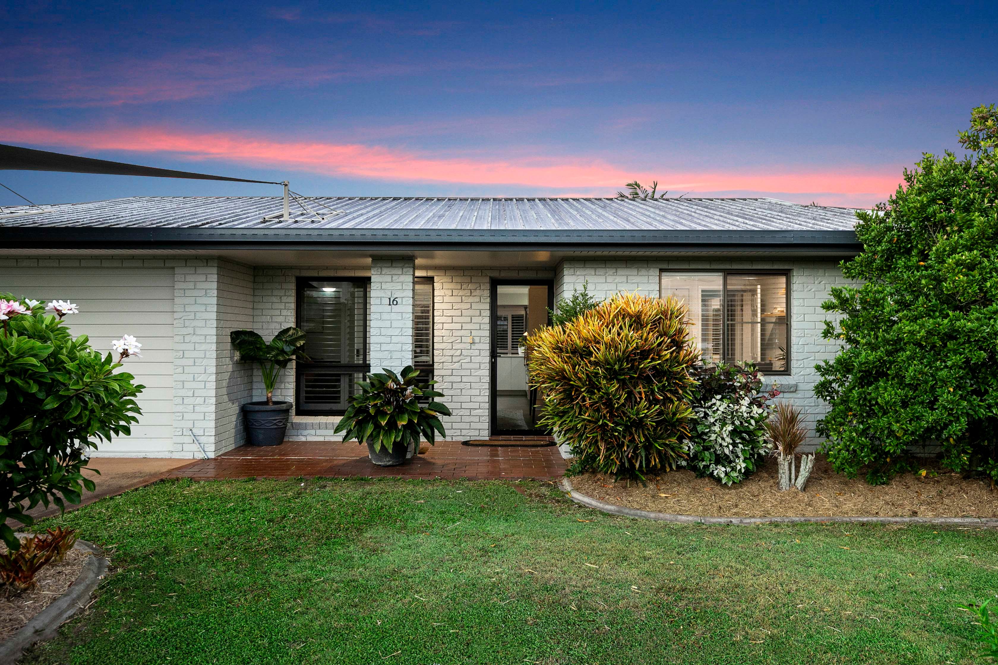 16 Barilba Street, Scarness, QLD 4655