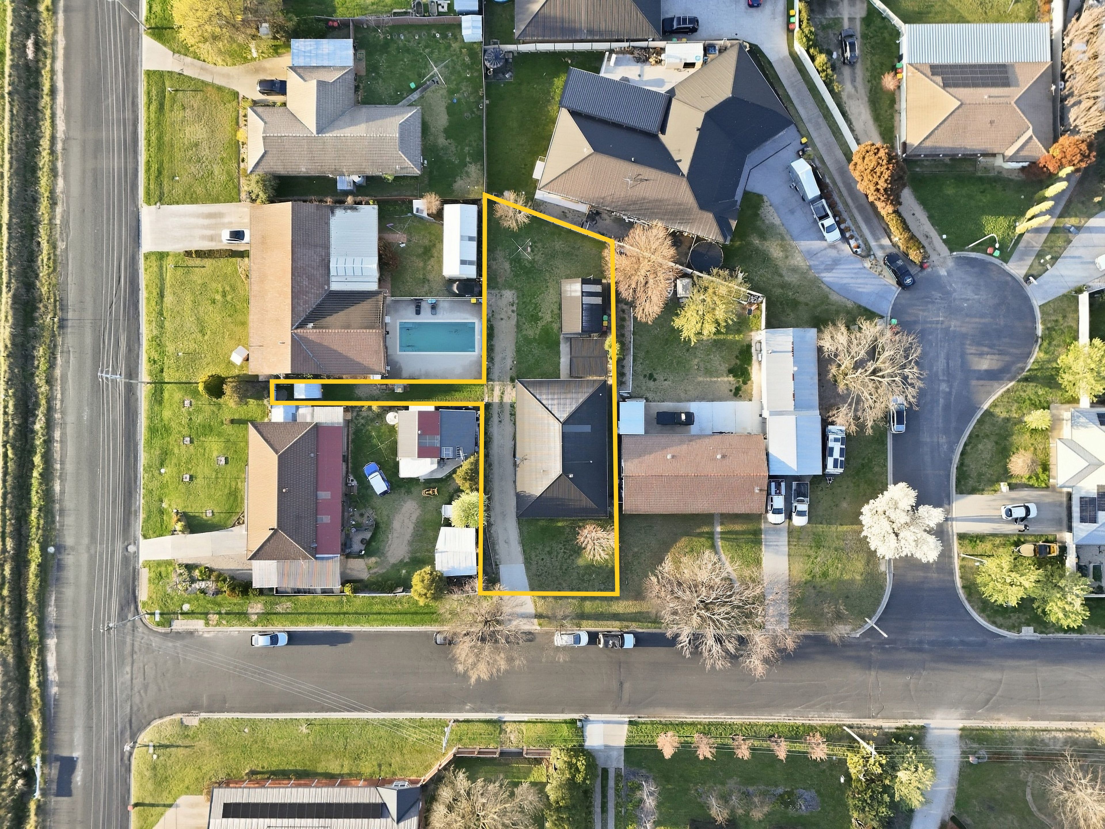 73 Loren Street — photo 15 of 16