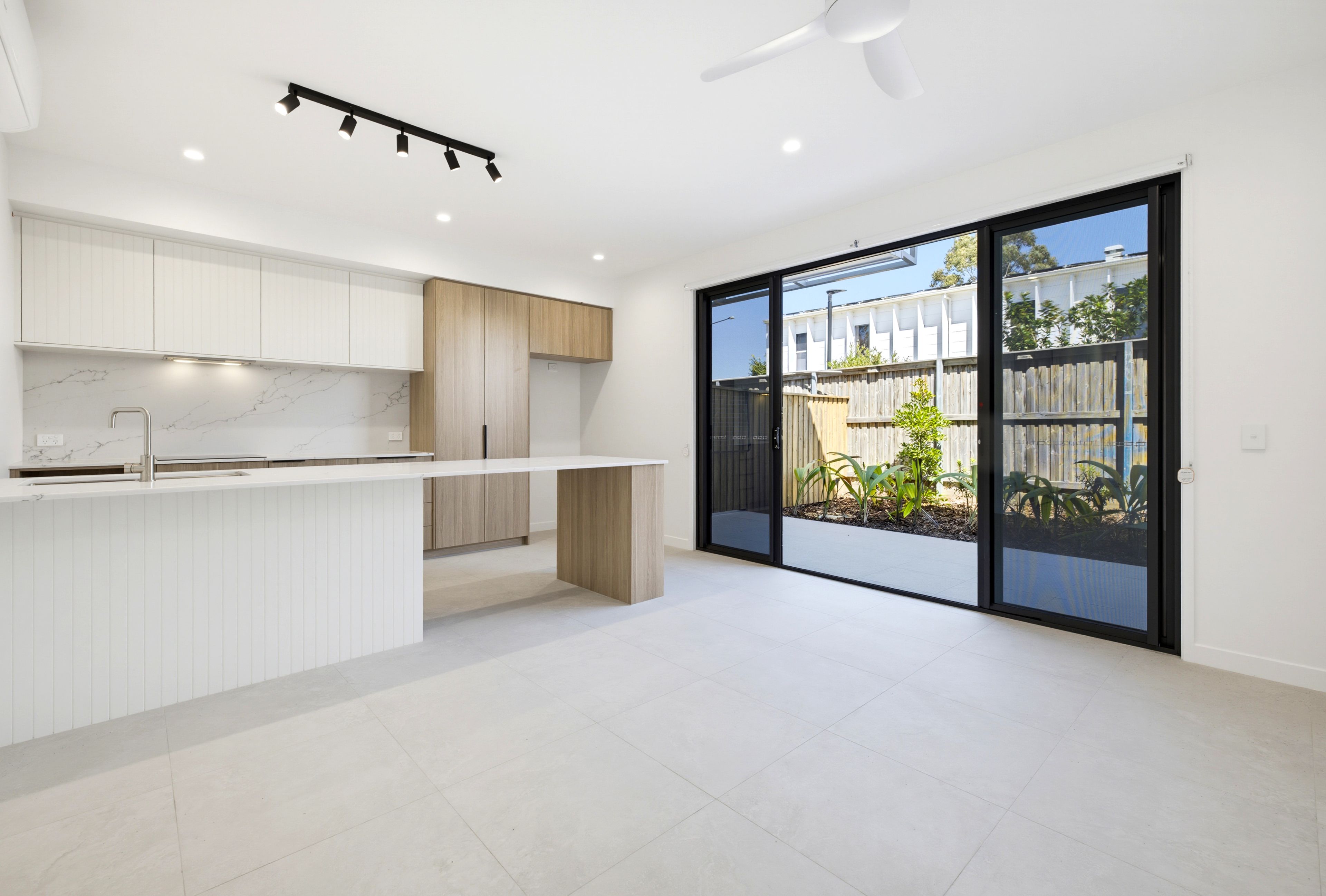 17/51 Brightwater Boulevard — photo 5 of 14