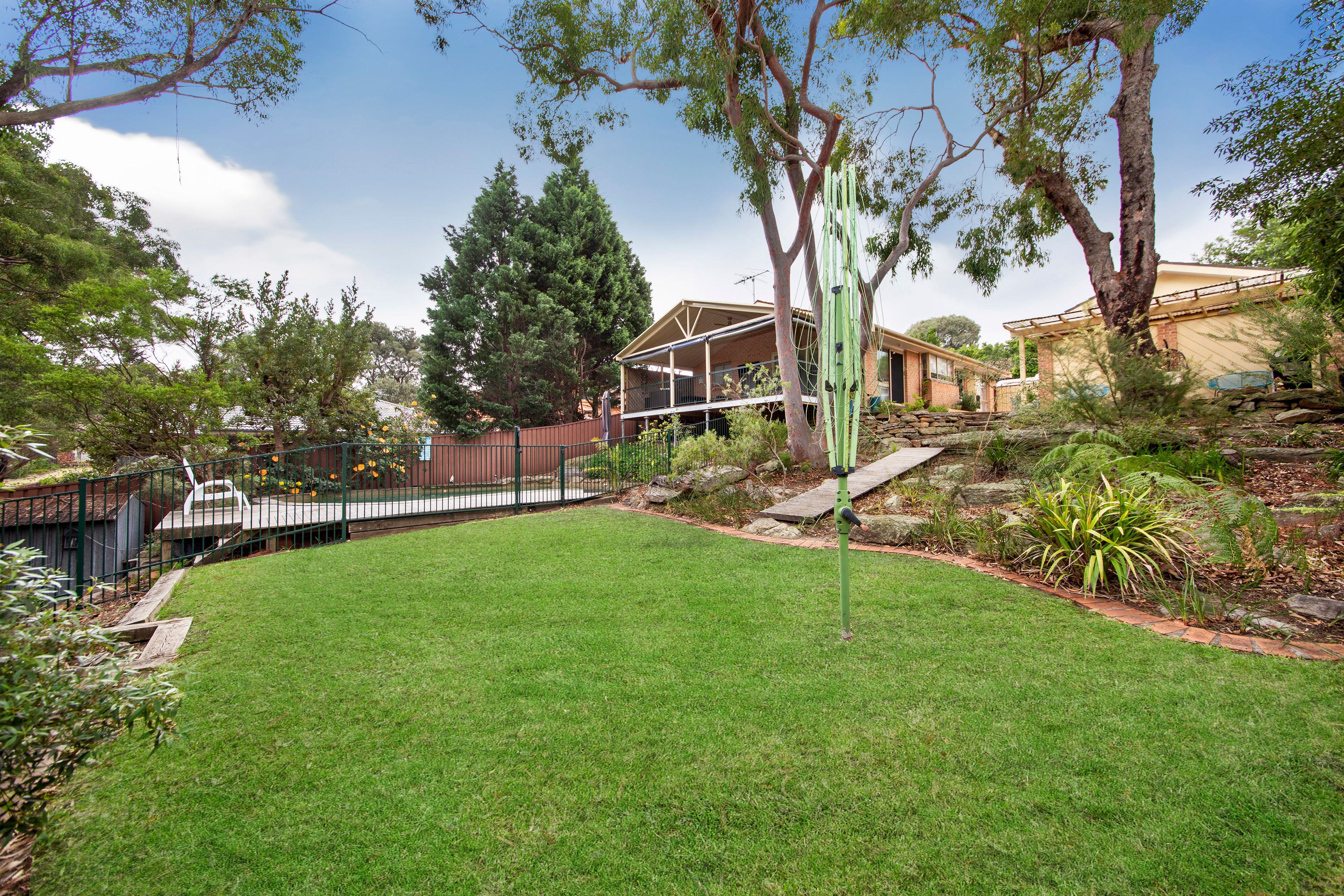 7 Angophora Place, Alfords Point, NSW 2234