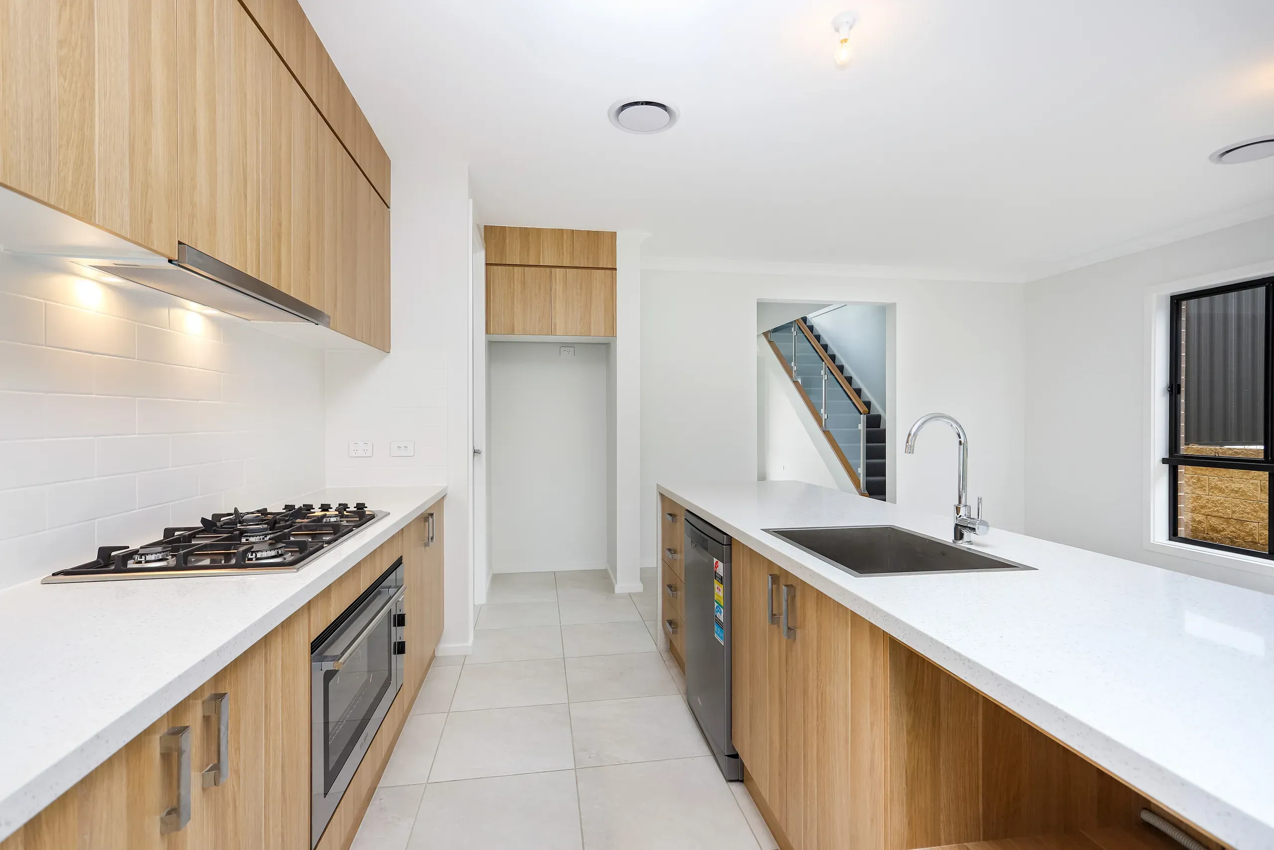 5 Newmarket Parkway — photo 4 of 8