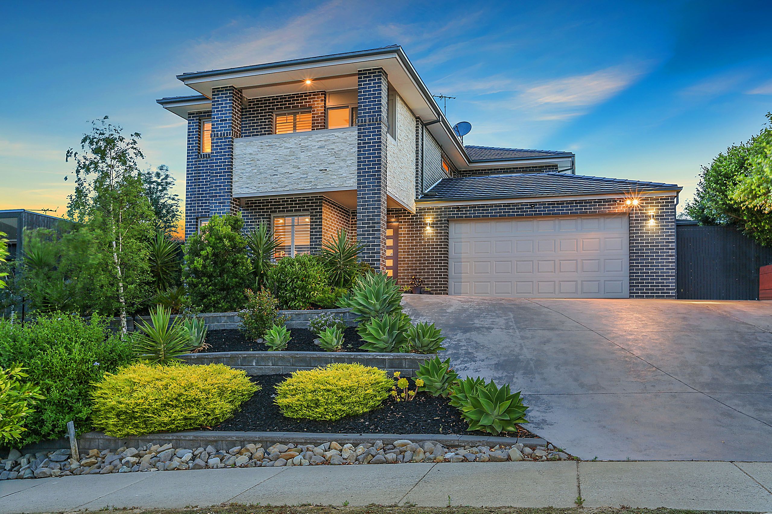 17 Swanbourne Avenue, Highton, VIC 3216