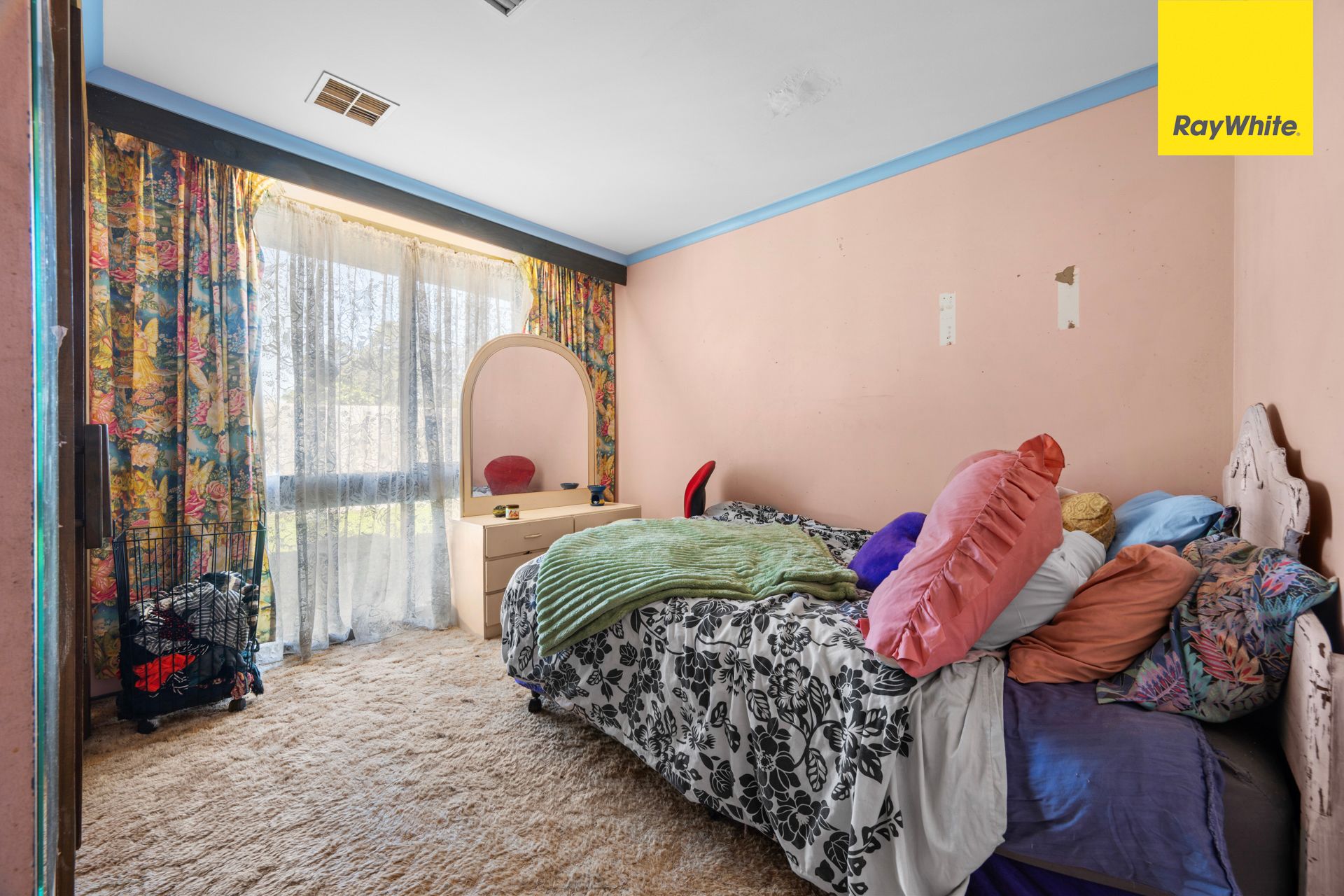 5 Karen Place — photo 12 of 18