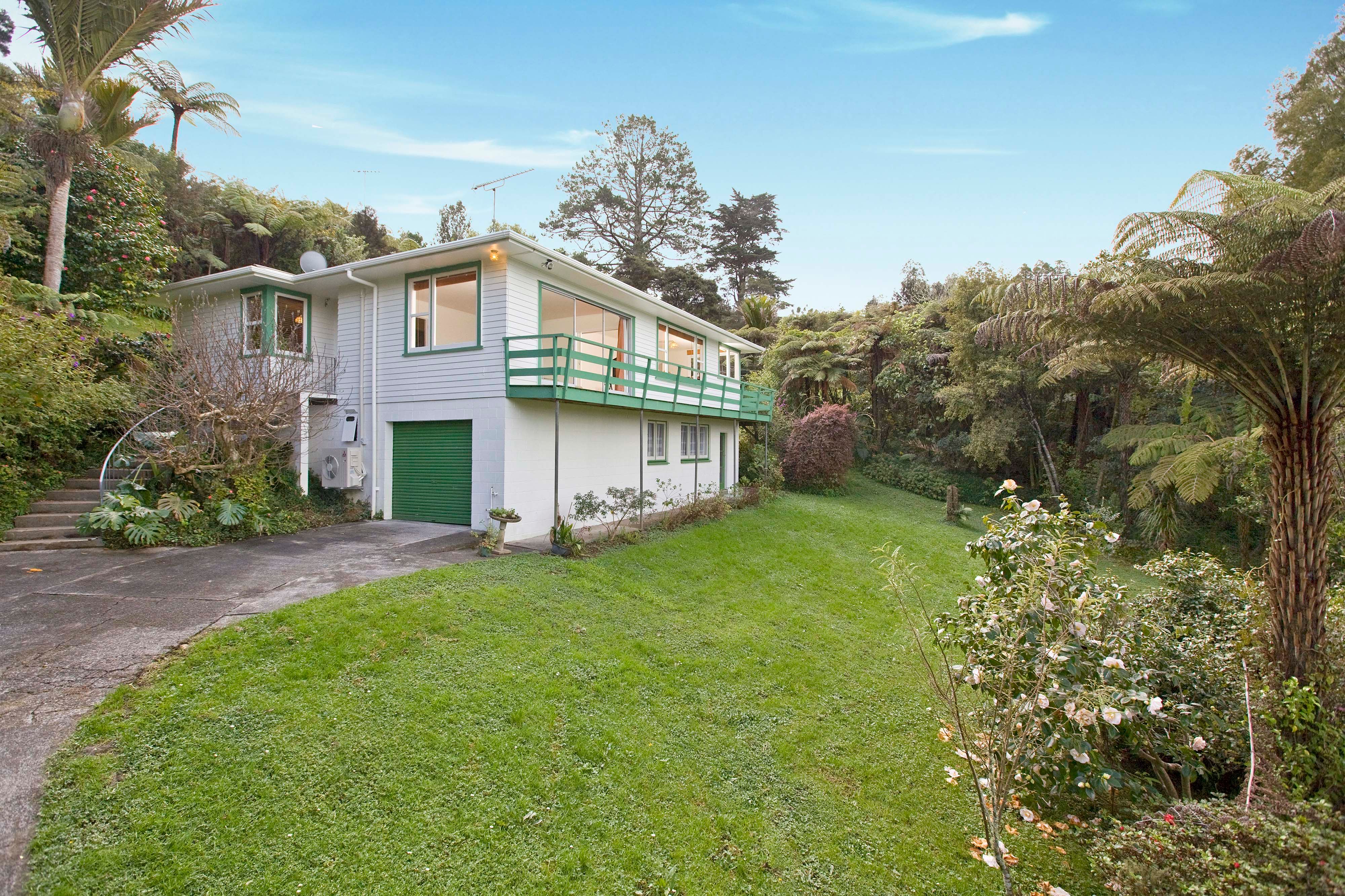 373 Huia Road, Titirangi, Waitakere City