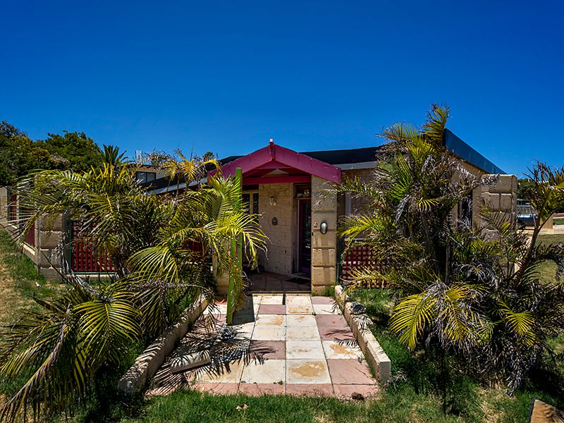 99 Whitehill Road, Drummond Cove, WA 6532