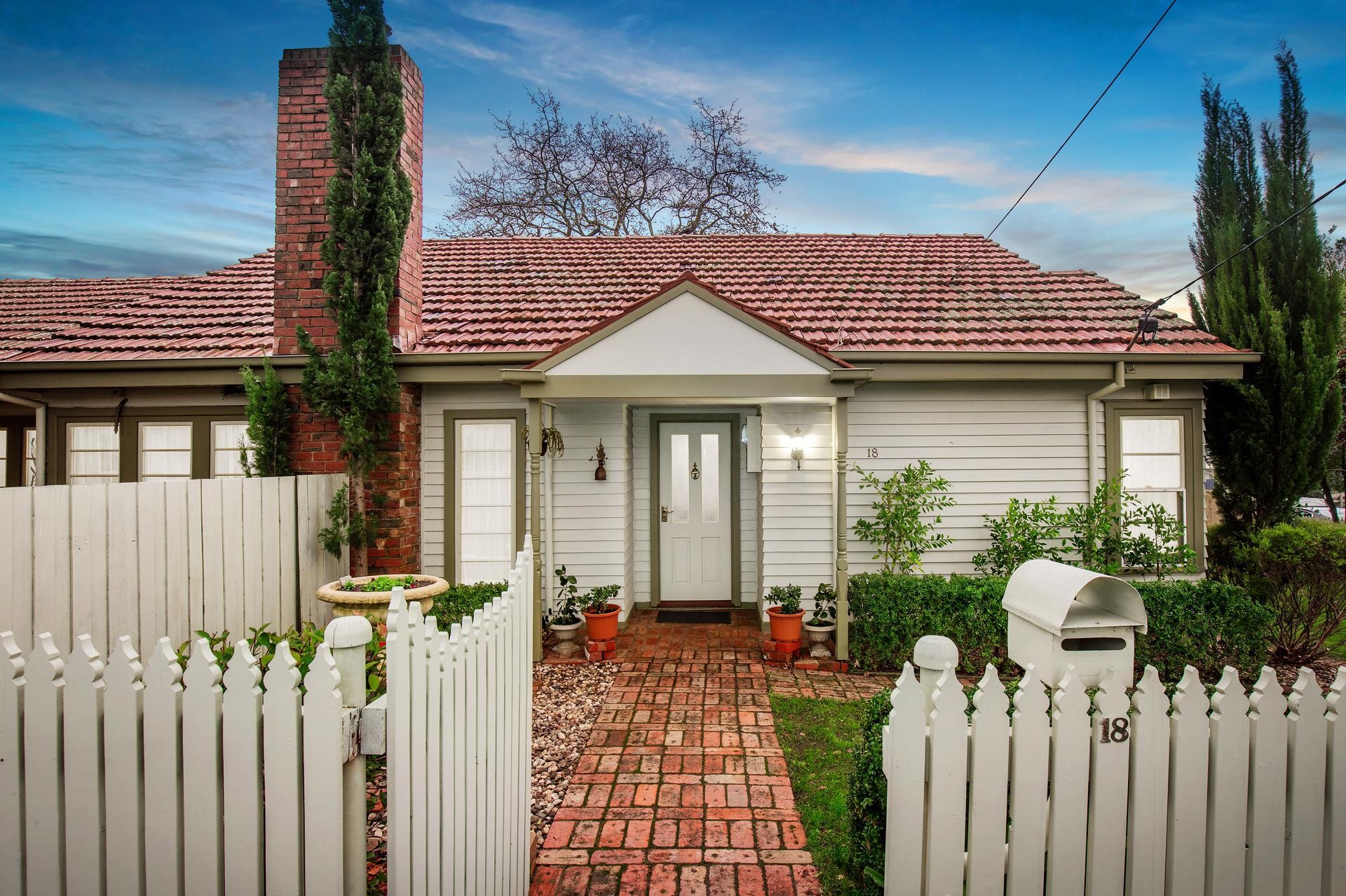 18 Thomas Street, Mitcham, VIC 3132