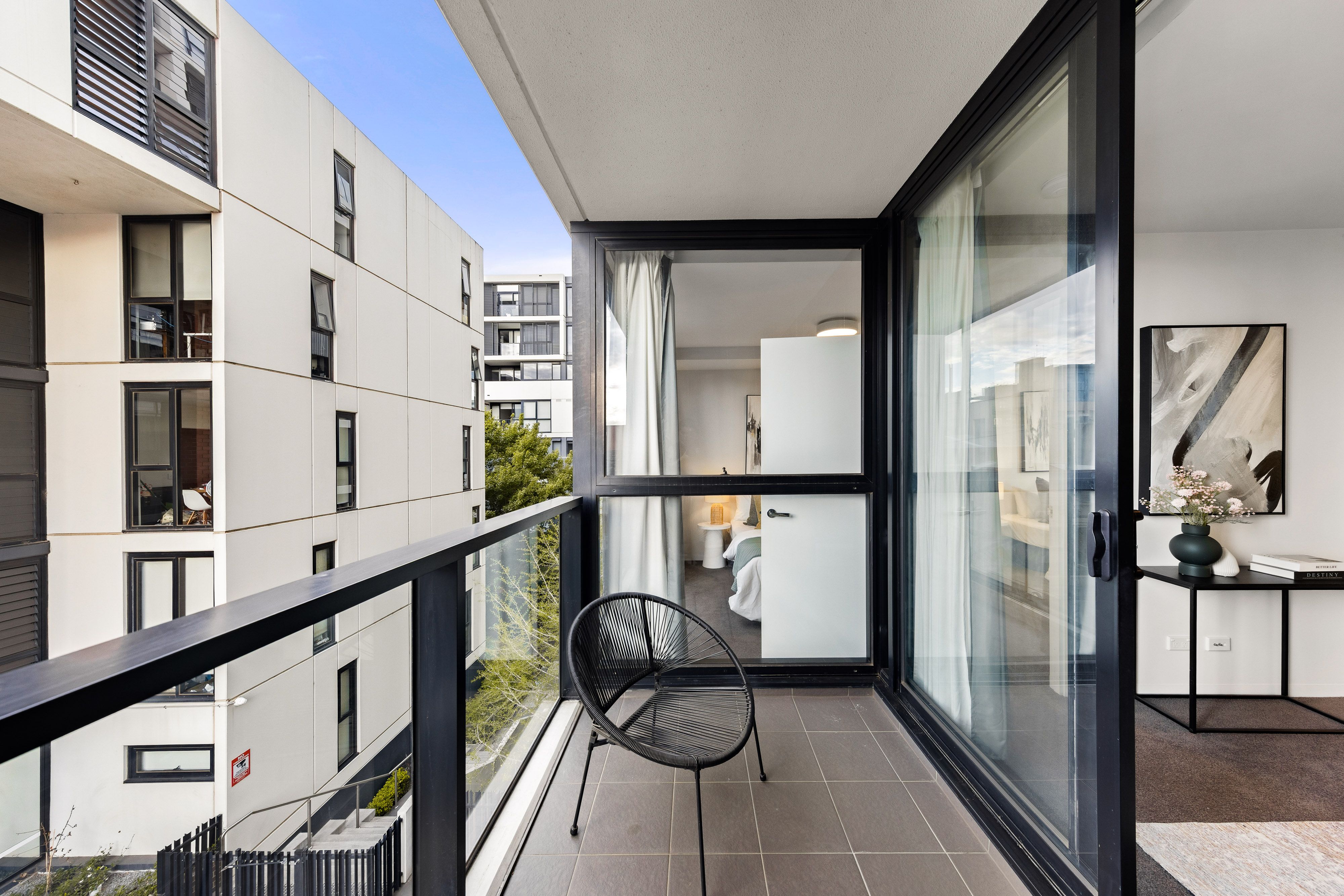 E220/11 Flockhart Street, Abbotsford, VIC 3067