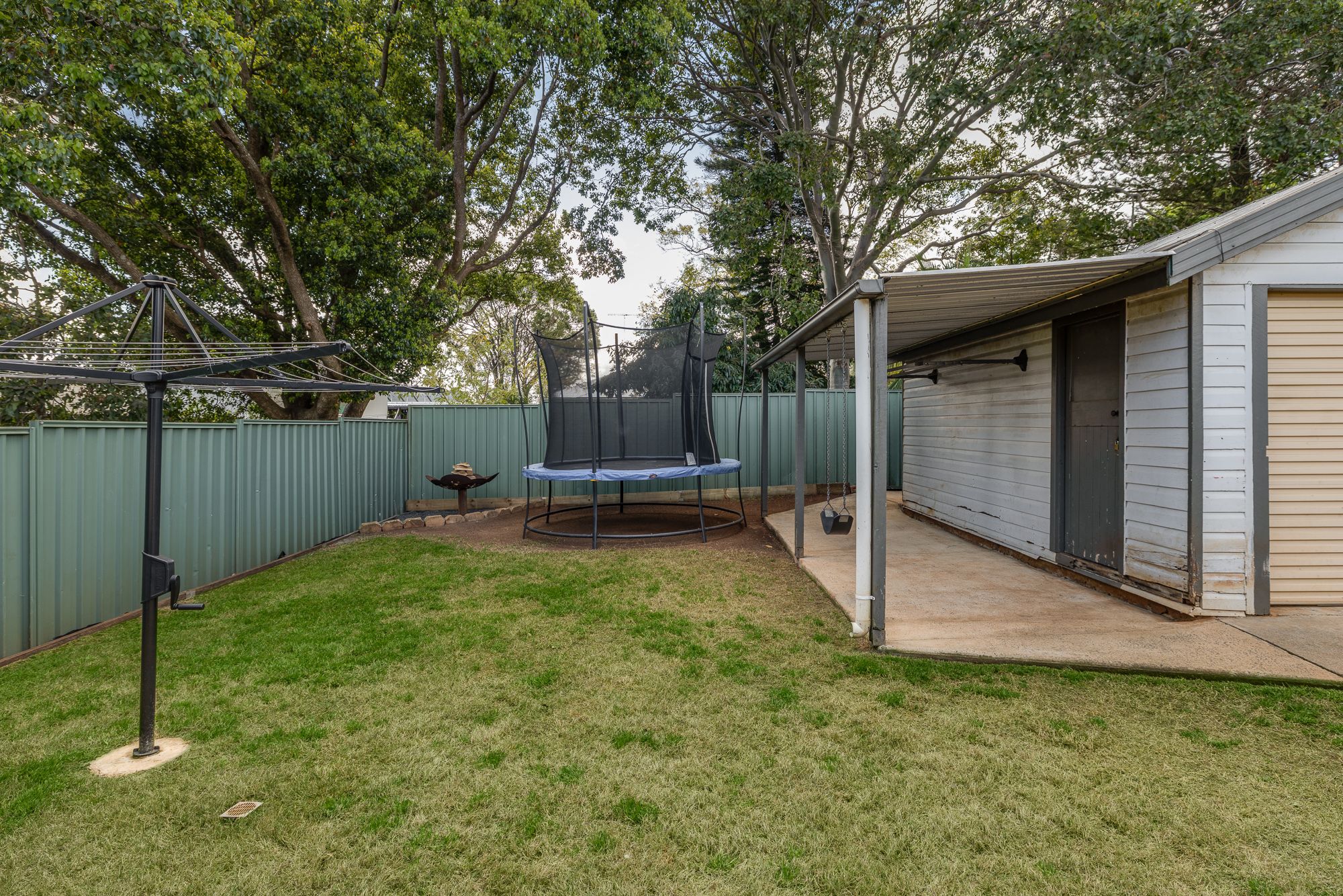 5 Chamberlain Street — photo 15 of 17