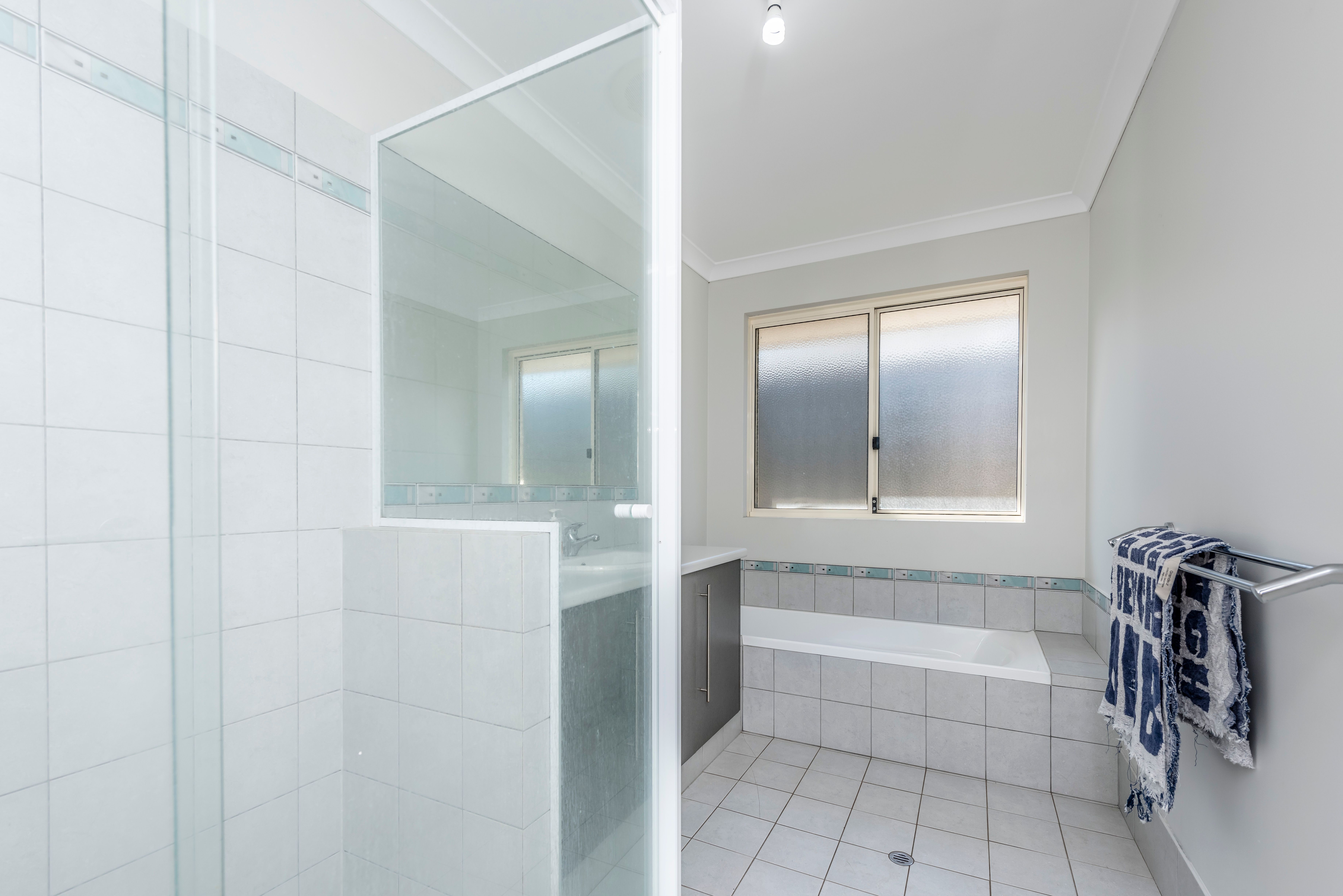 33 STILLWATER Avenue — photo 8 of 15