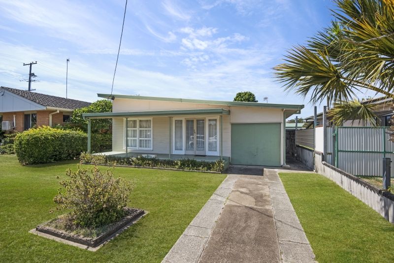 58 Manus Avenue, Palm Beach QLD 4221