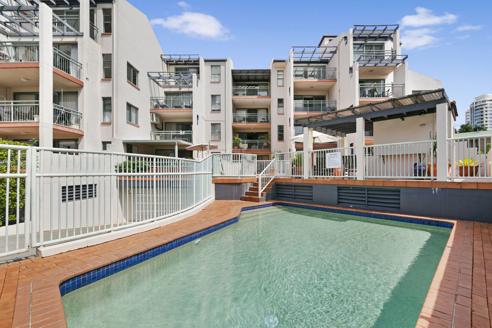 7 Robert Street, Labrador QLD 4215