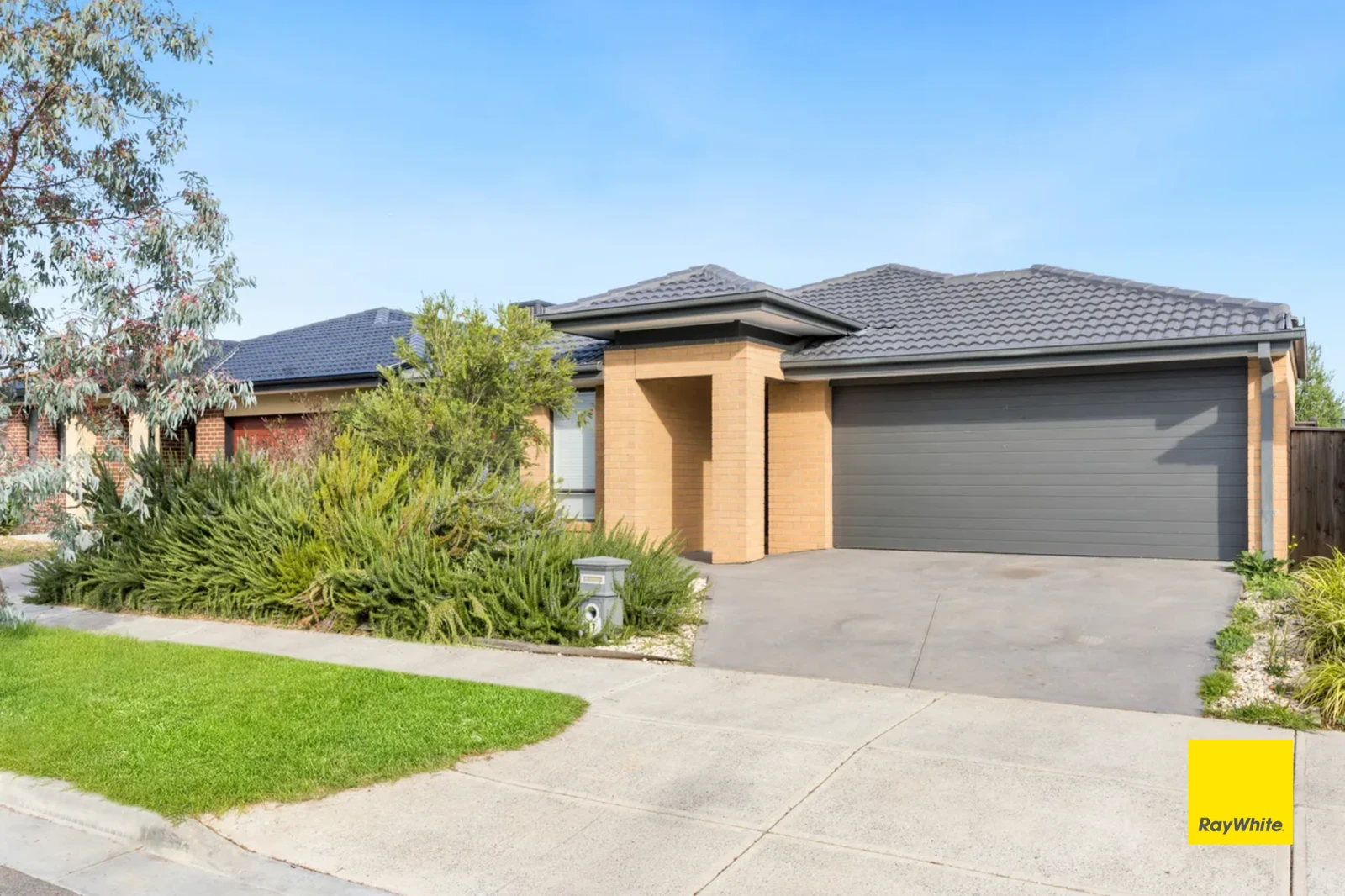 87 Grassbird Drive, Point Cook, VIC 3030