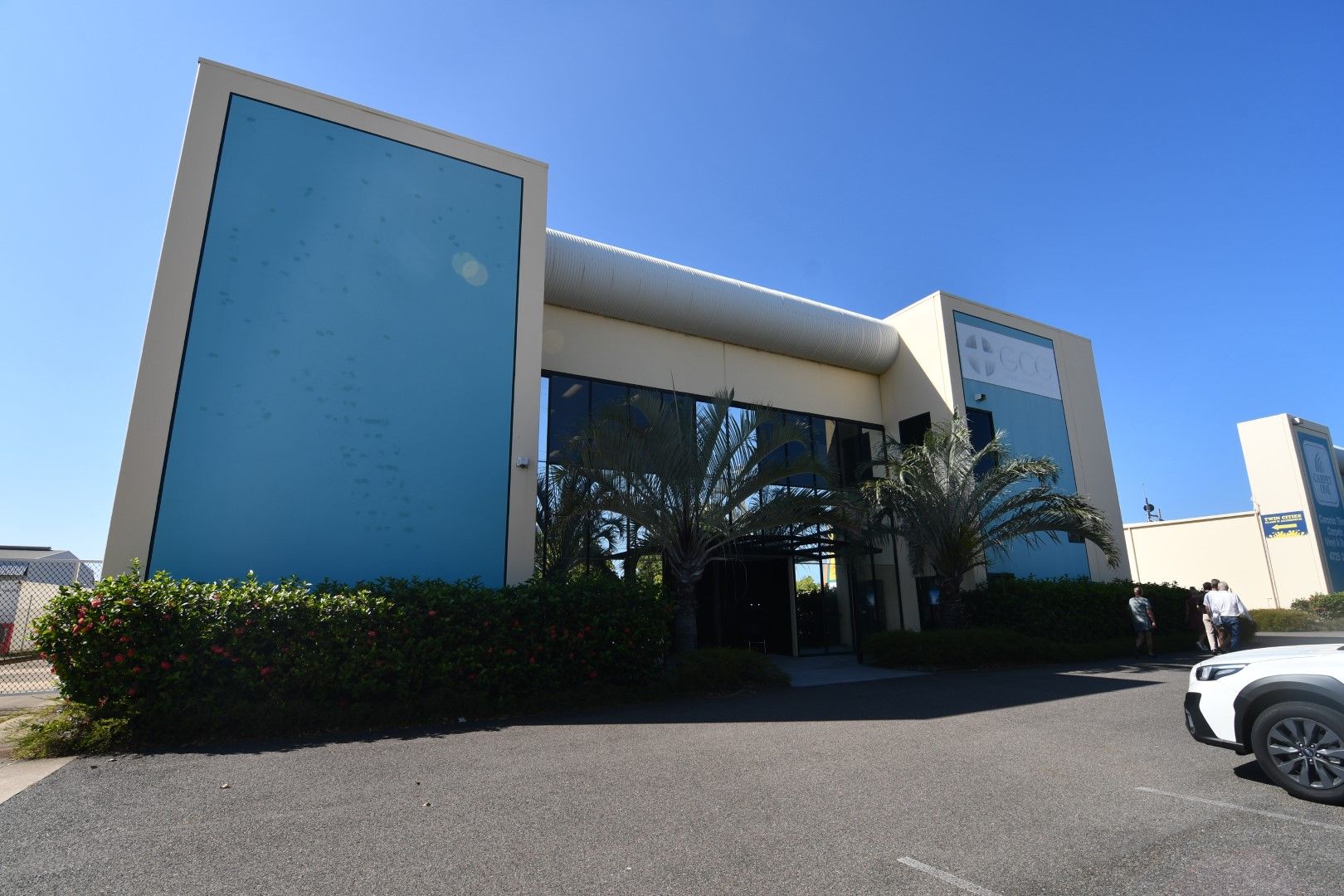 2A/125 Dalrymple Road, Garbutt, QLD 4814