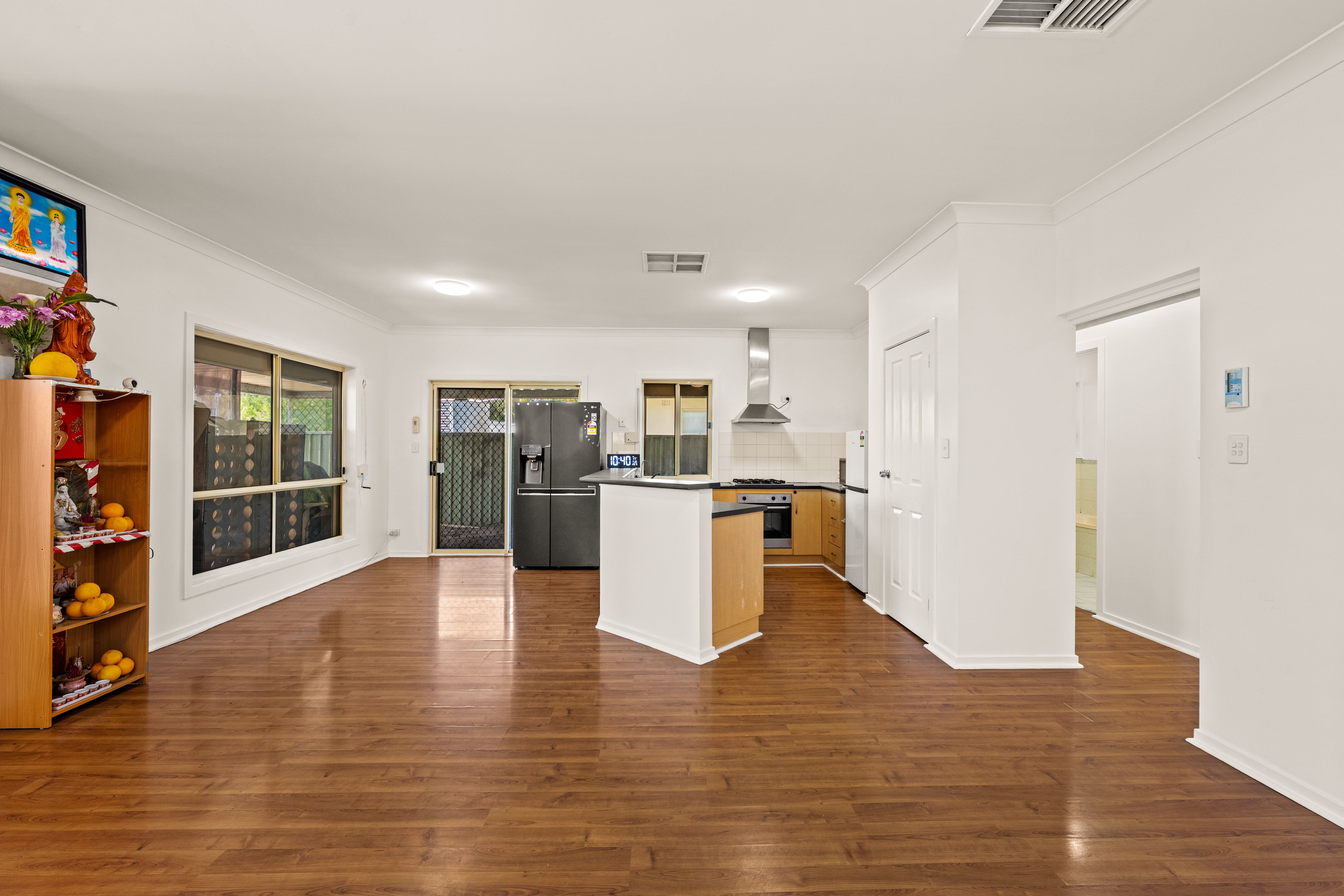 55 Rolleston Avenue — photo 9 of 25