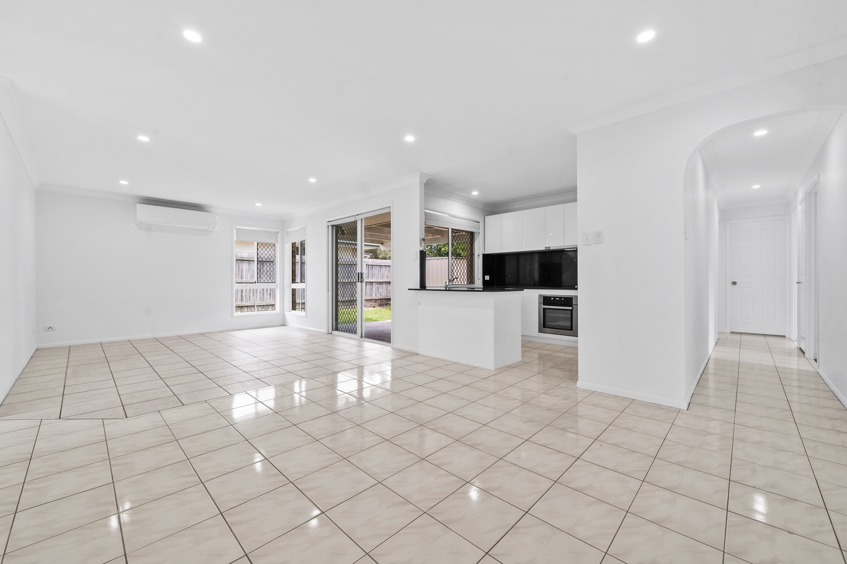 12 Vernon Court, Heritage Park, QLD 4118