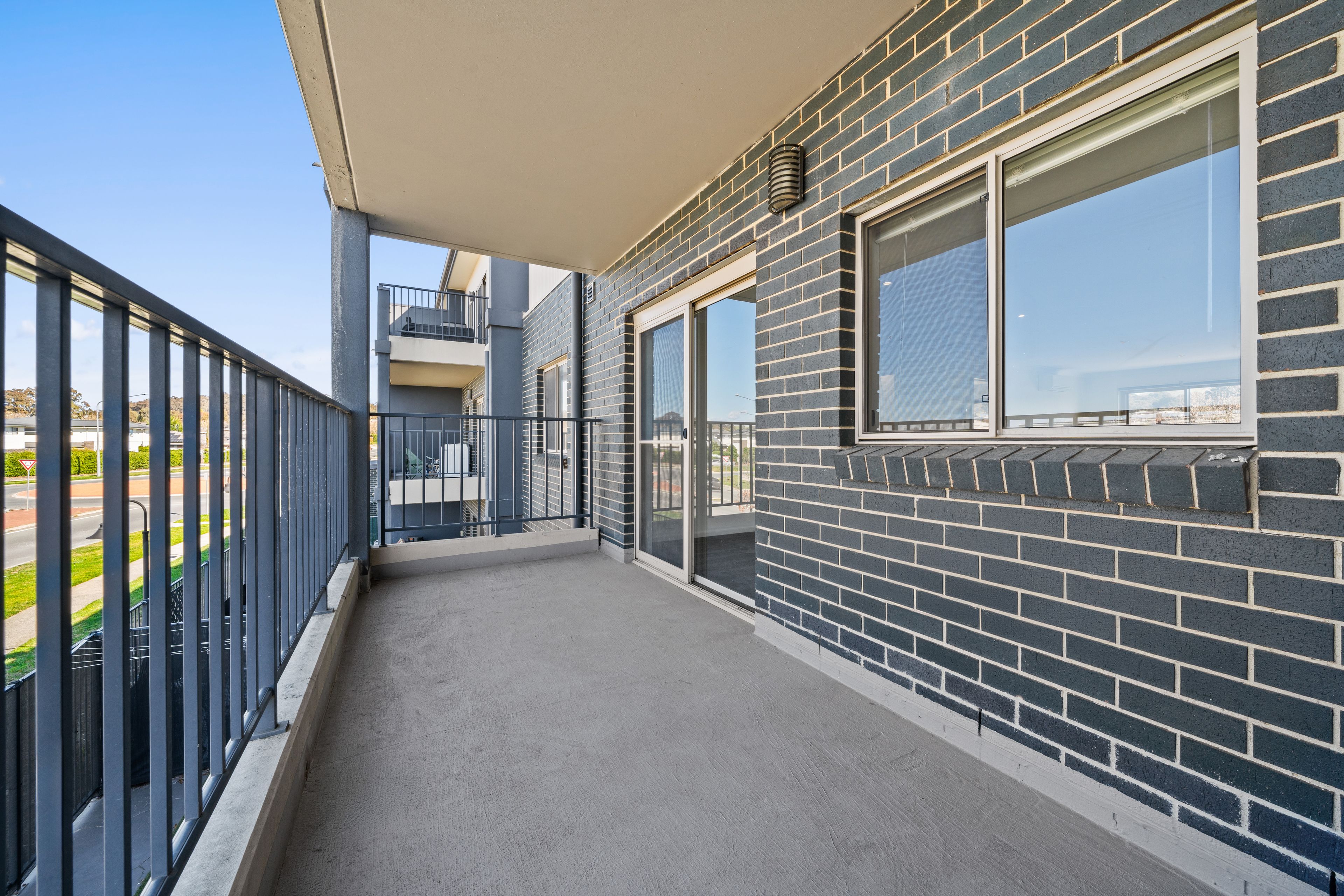 28/16 David Miller Crescent — photo 13 of 14