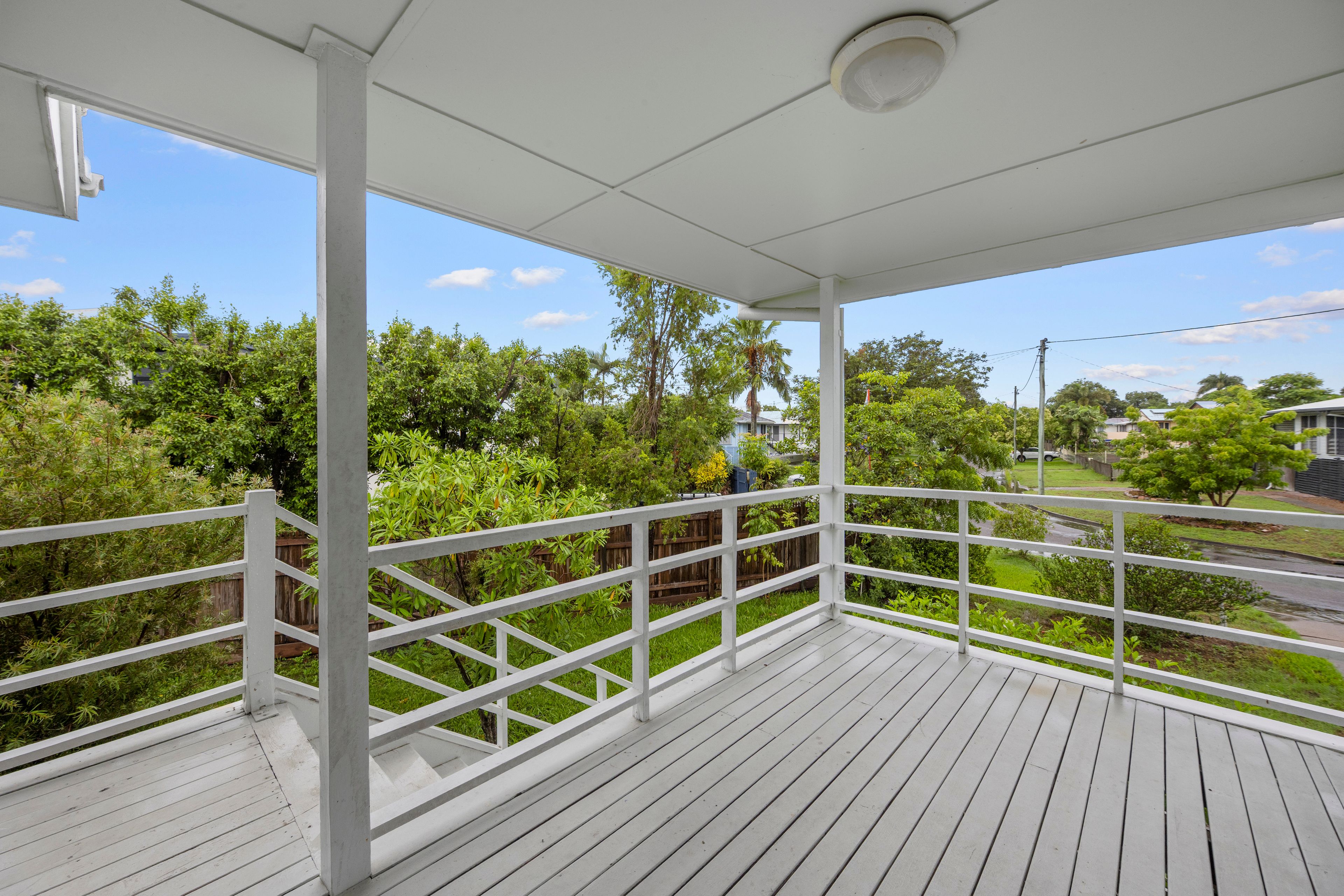 37 Pixley Crescent, Heatley, QLD 4814