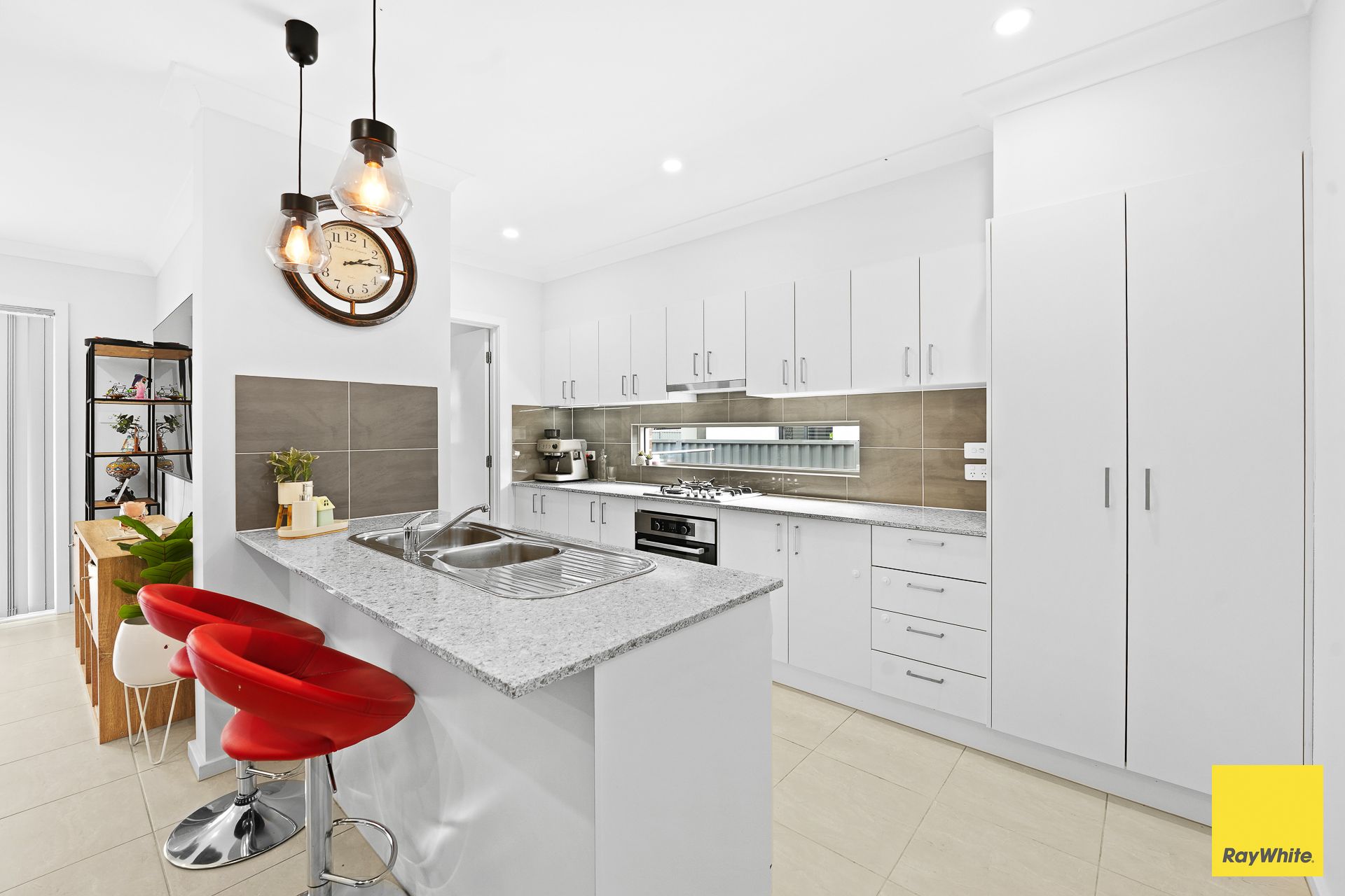 20 Matrush Street — photo 3 of 13