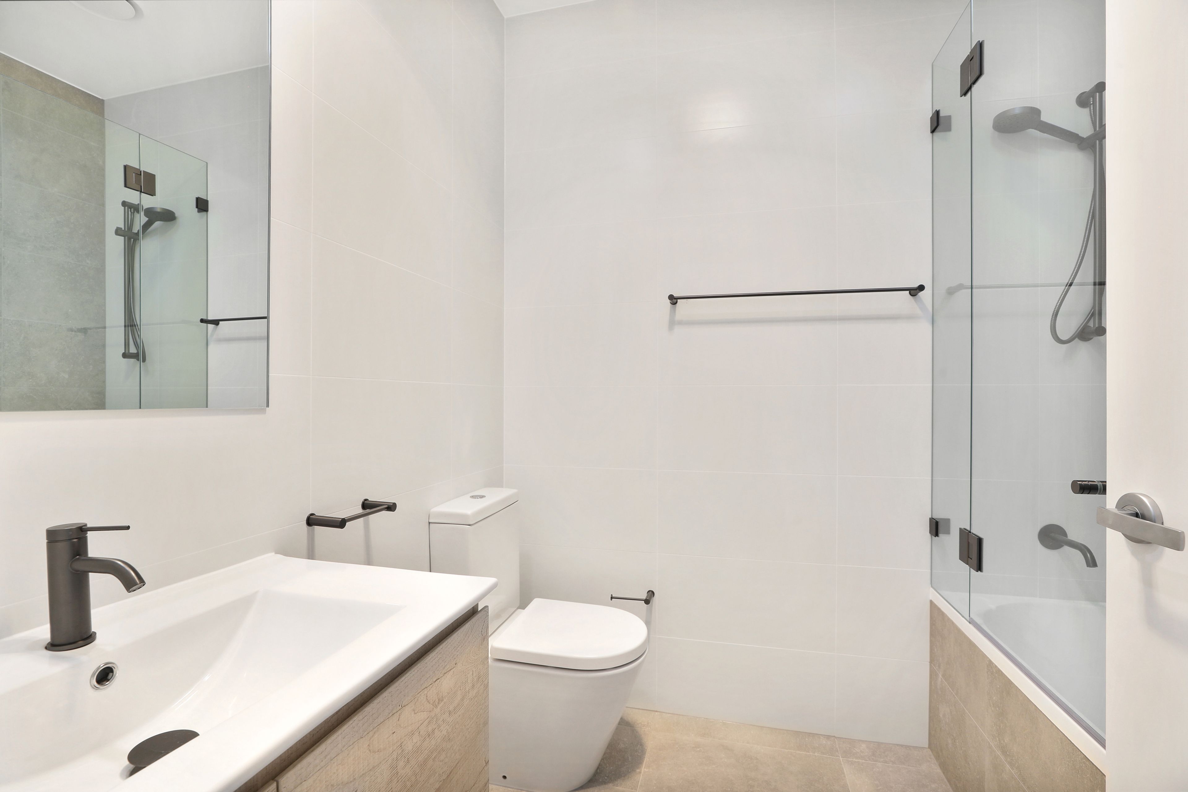 7/74 Cowper Street — photo 4 of 9