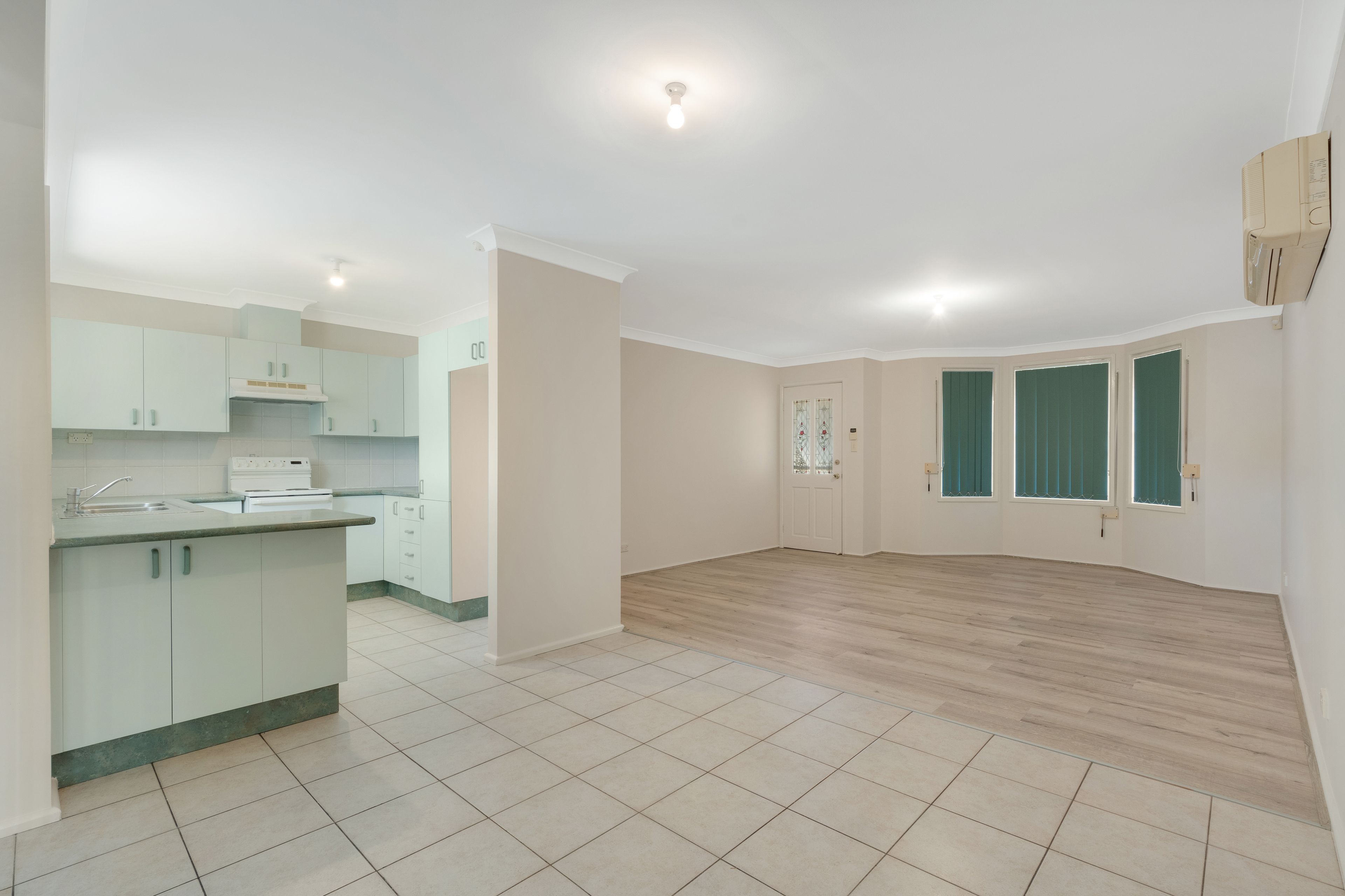 1 Oro Place, Glenfield, NSW 2167