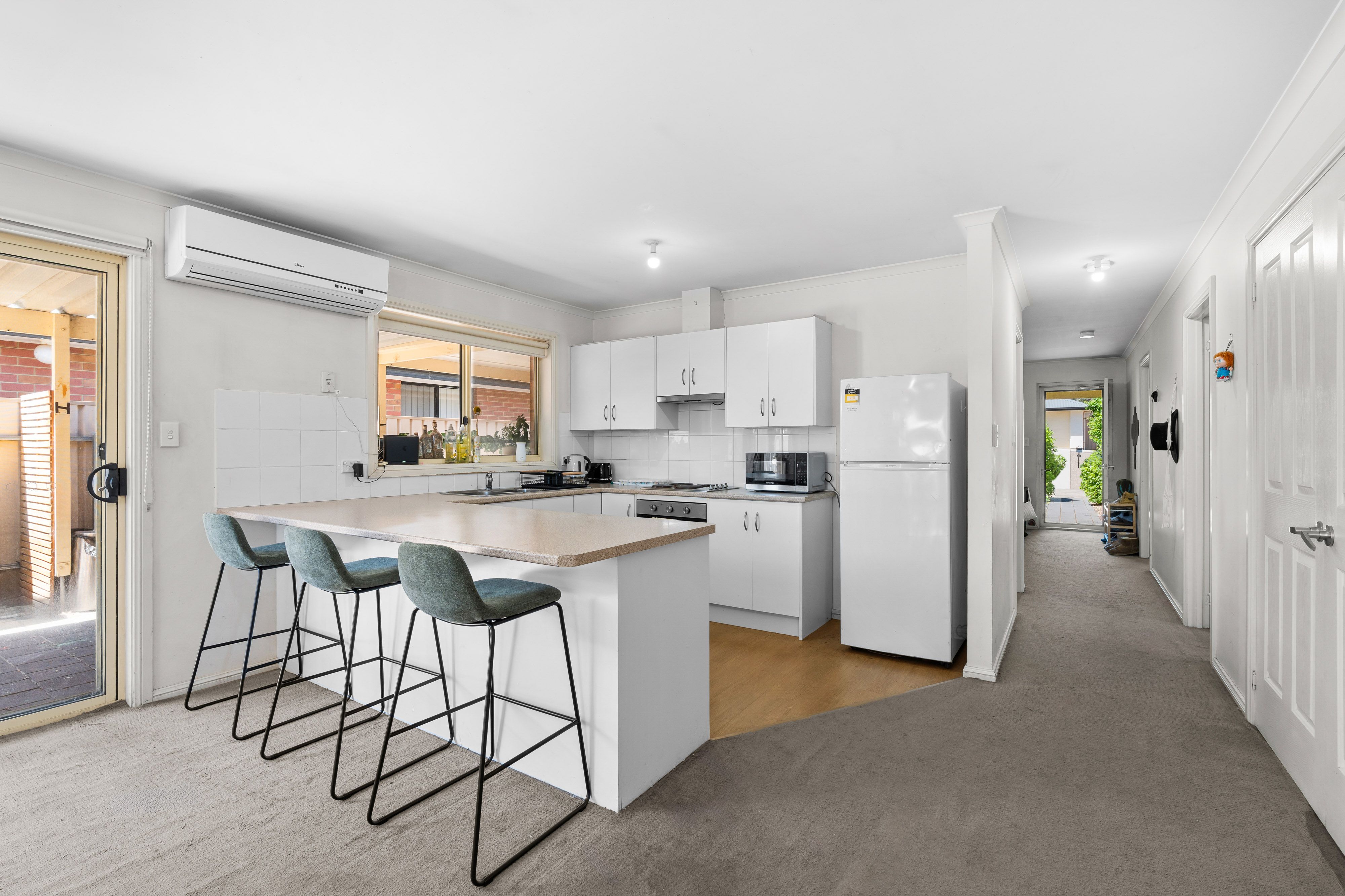9 Hennig Street — photo 3 of 15