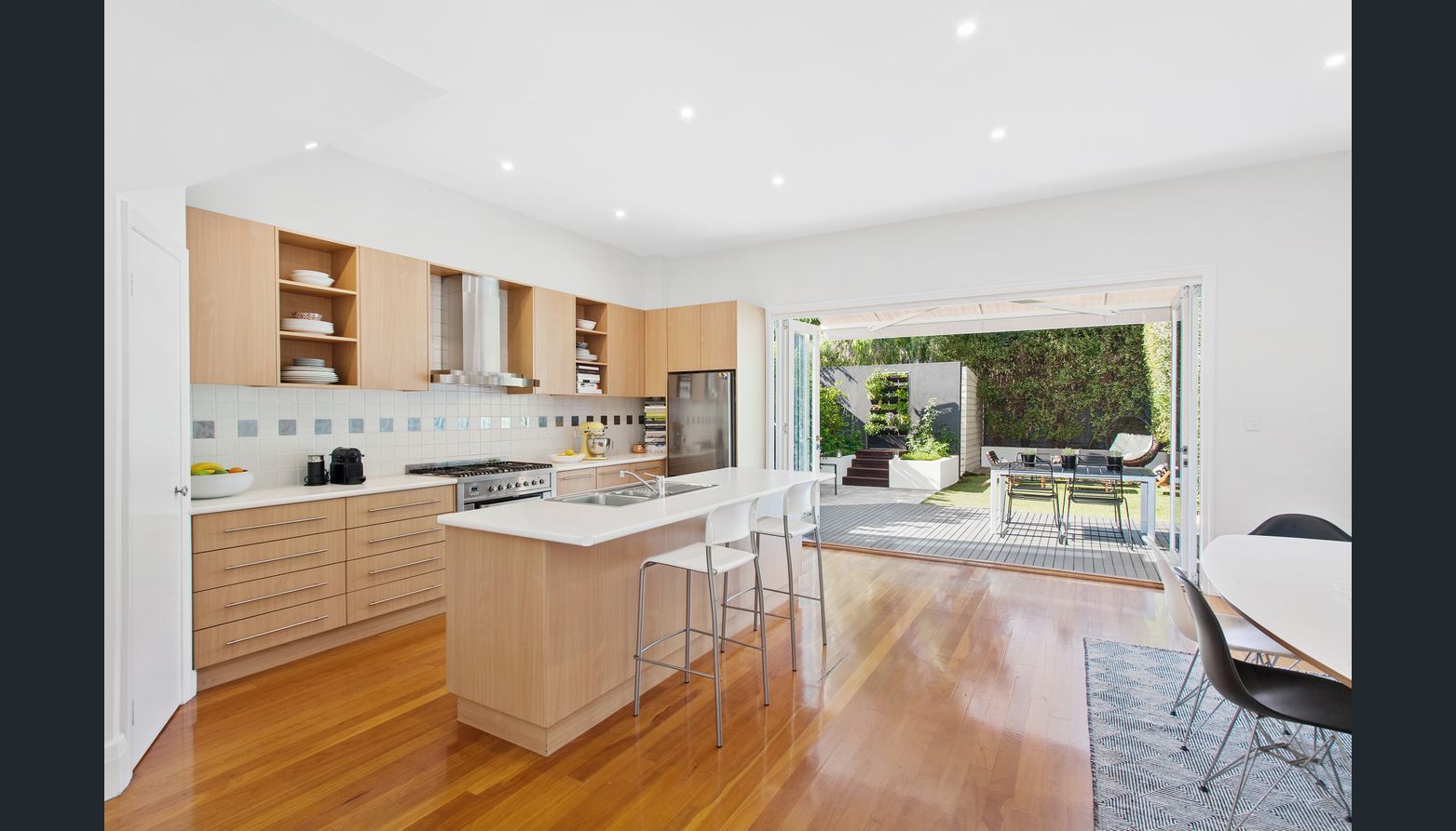 37A Munster Avenue, Carnegie, VIC 3163