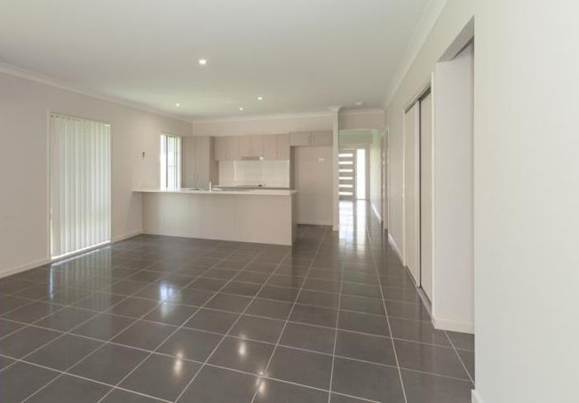 1 Radmila Court, Bellbird Park, QLD 4300